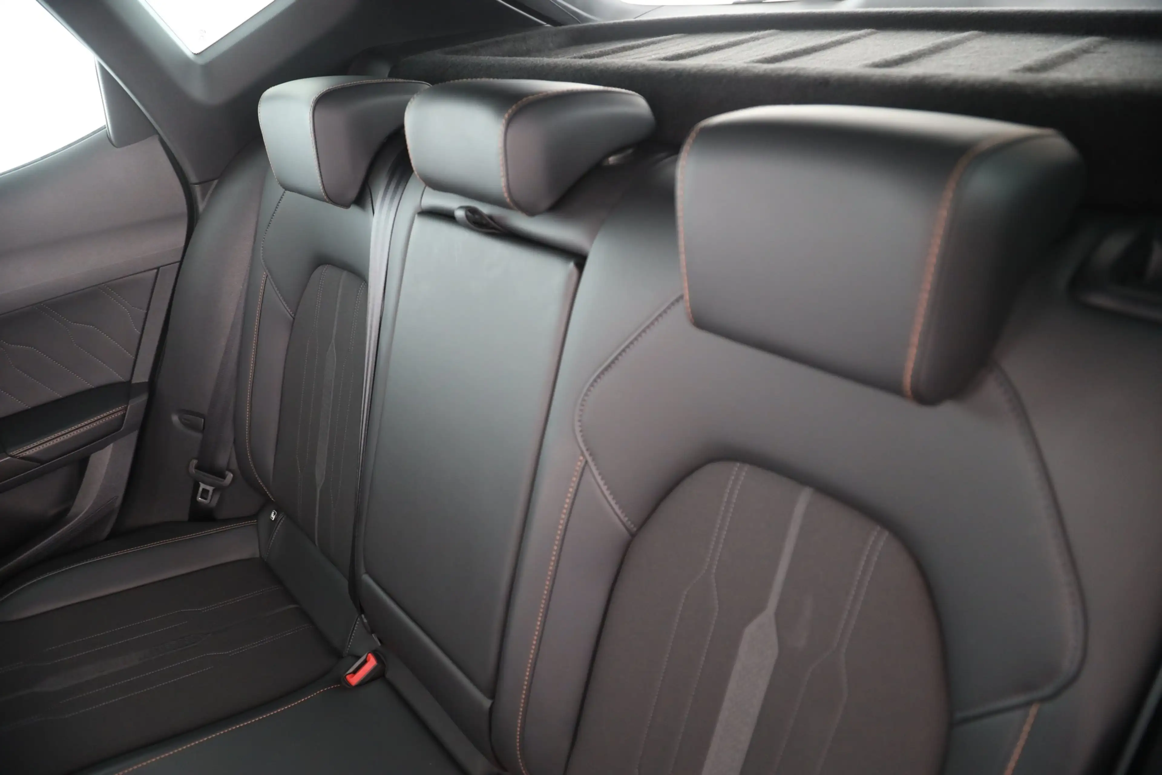 CUPRA Formentor 1.5 TSI DSG | NAVI | AHK | LED | — photo 13