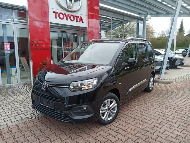 Toyota Proace Verso L1 Team D *Standheizung*AHK*
