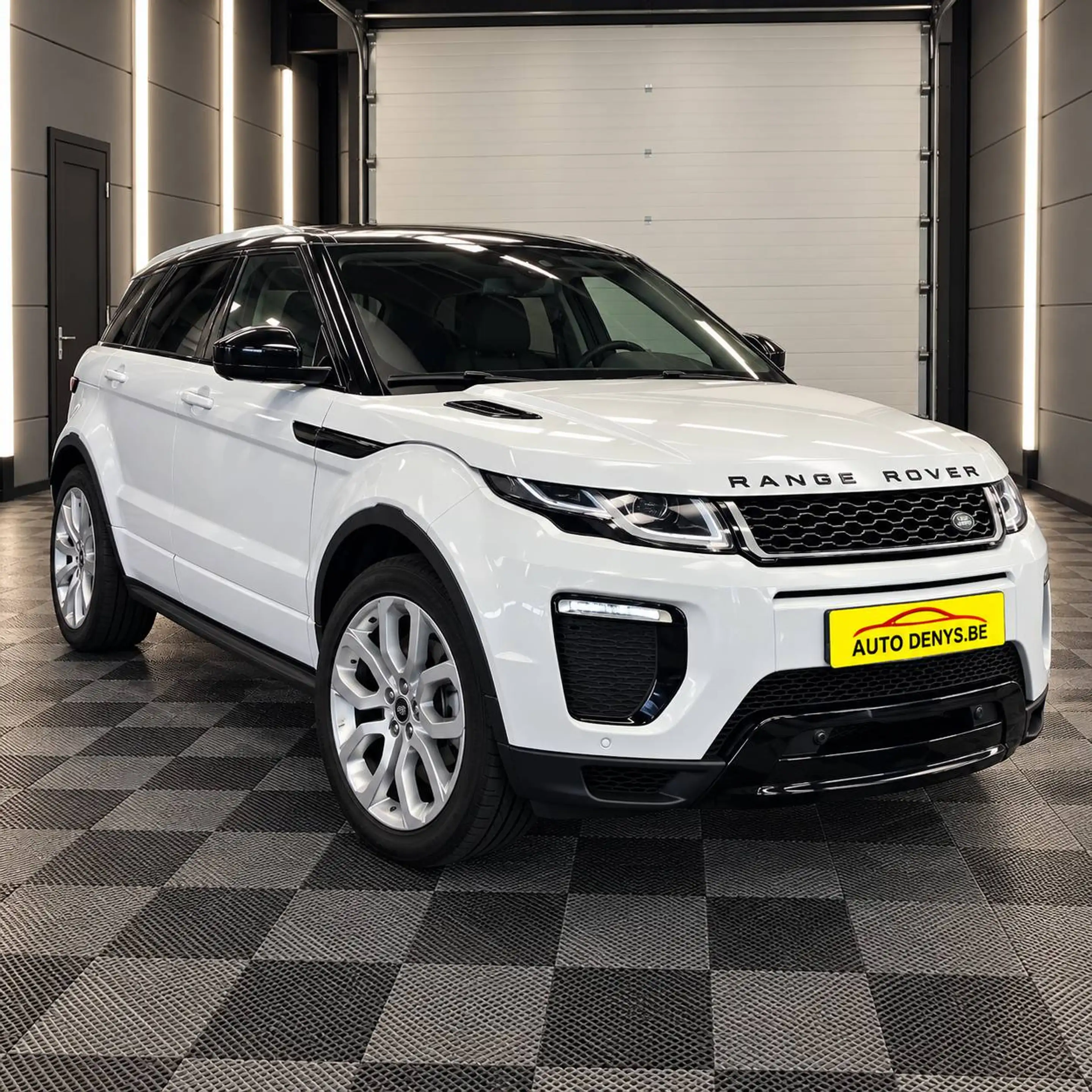 Land Rover Range Rover Evoque 2.0 TD4 HSE DYNAMIC bj. 2015 181.000km 180pk Euro 6 NIEUWE KETTING — photo 2