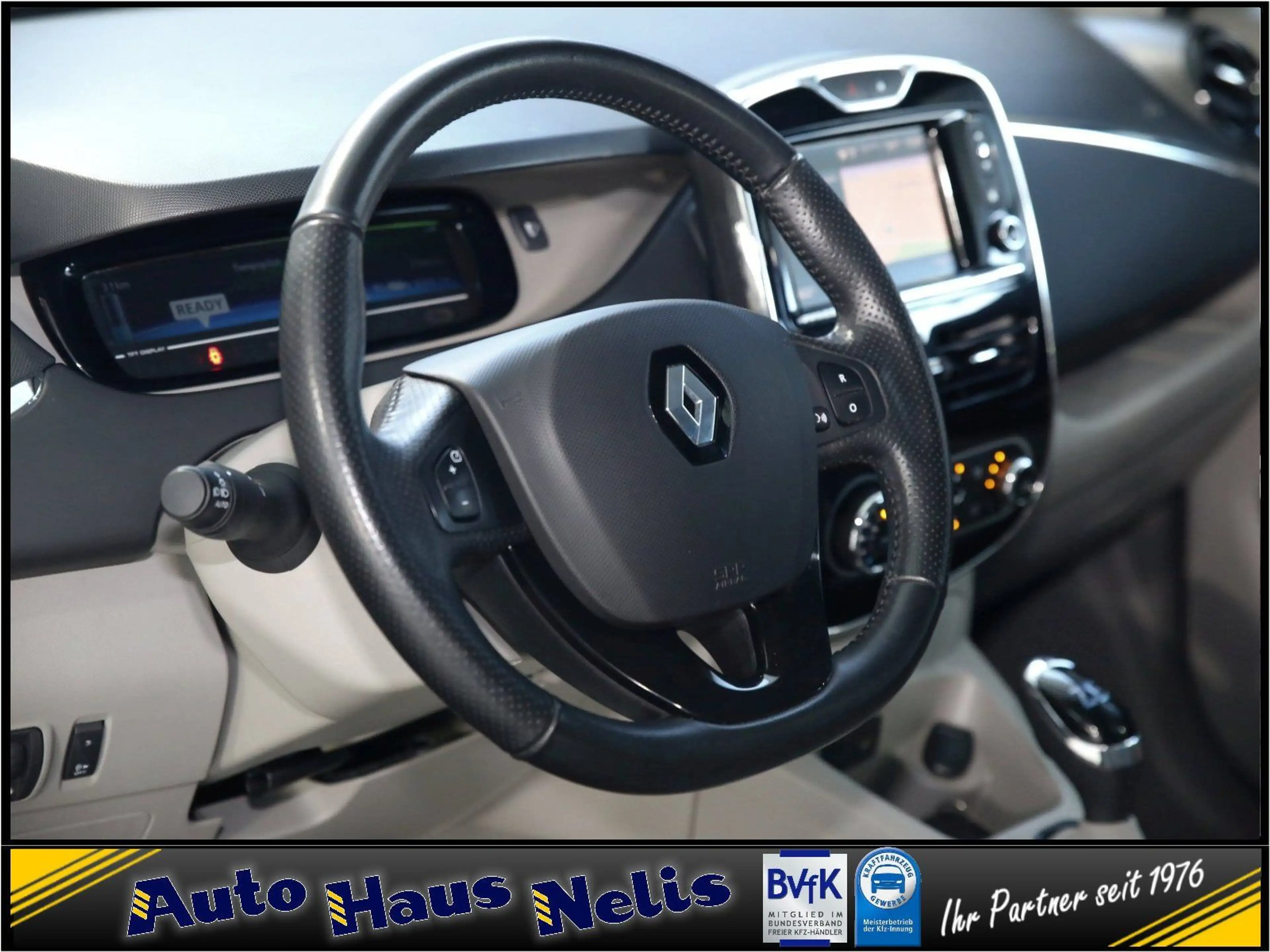 Renault ZOE Intens Navi R-Cam PDC Keyless — photo 22