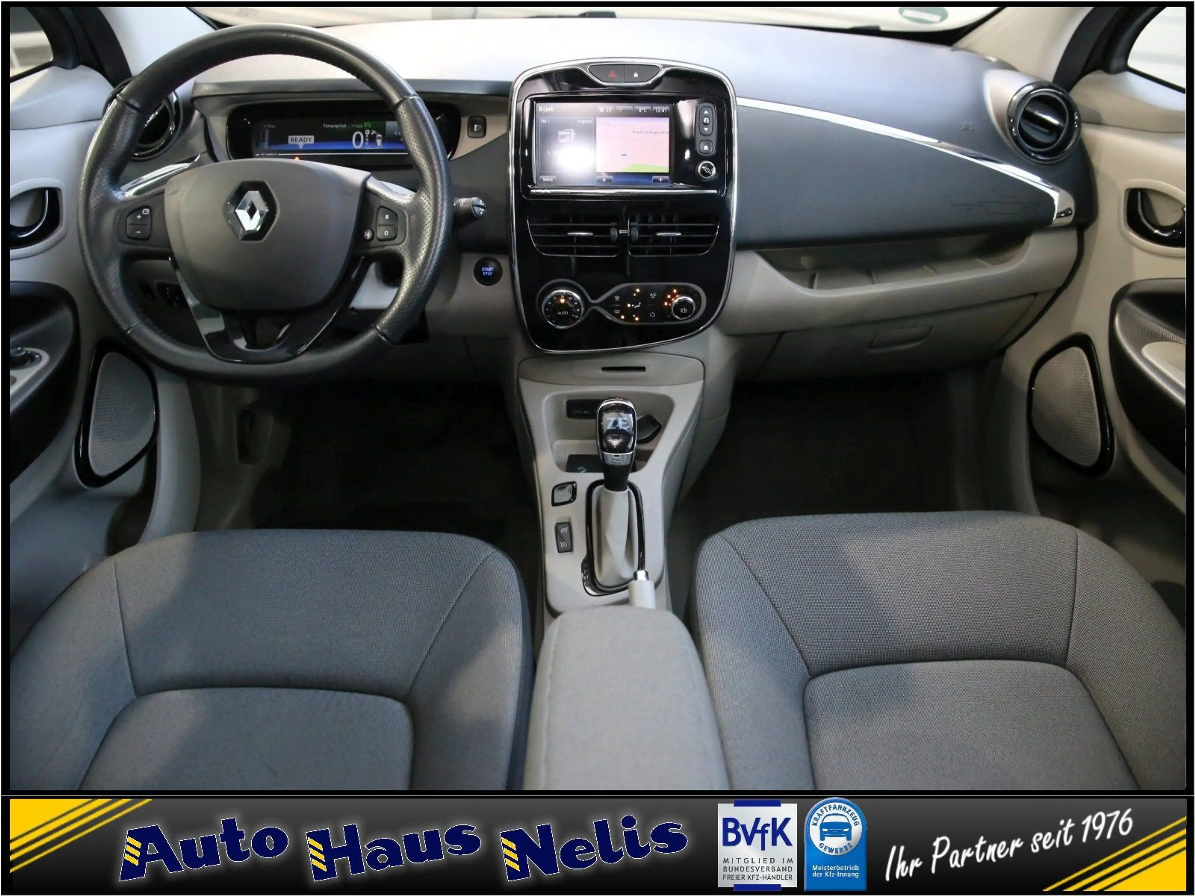 Renault ZOE Intens Navi R-Cam PDC Keyless — photo 9