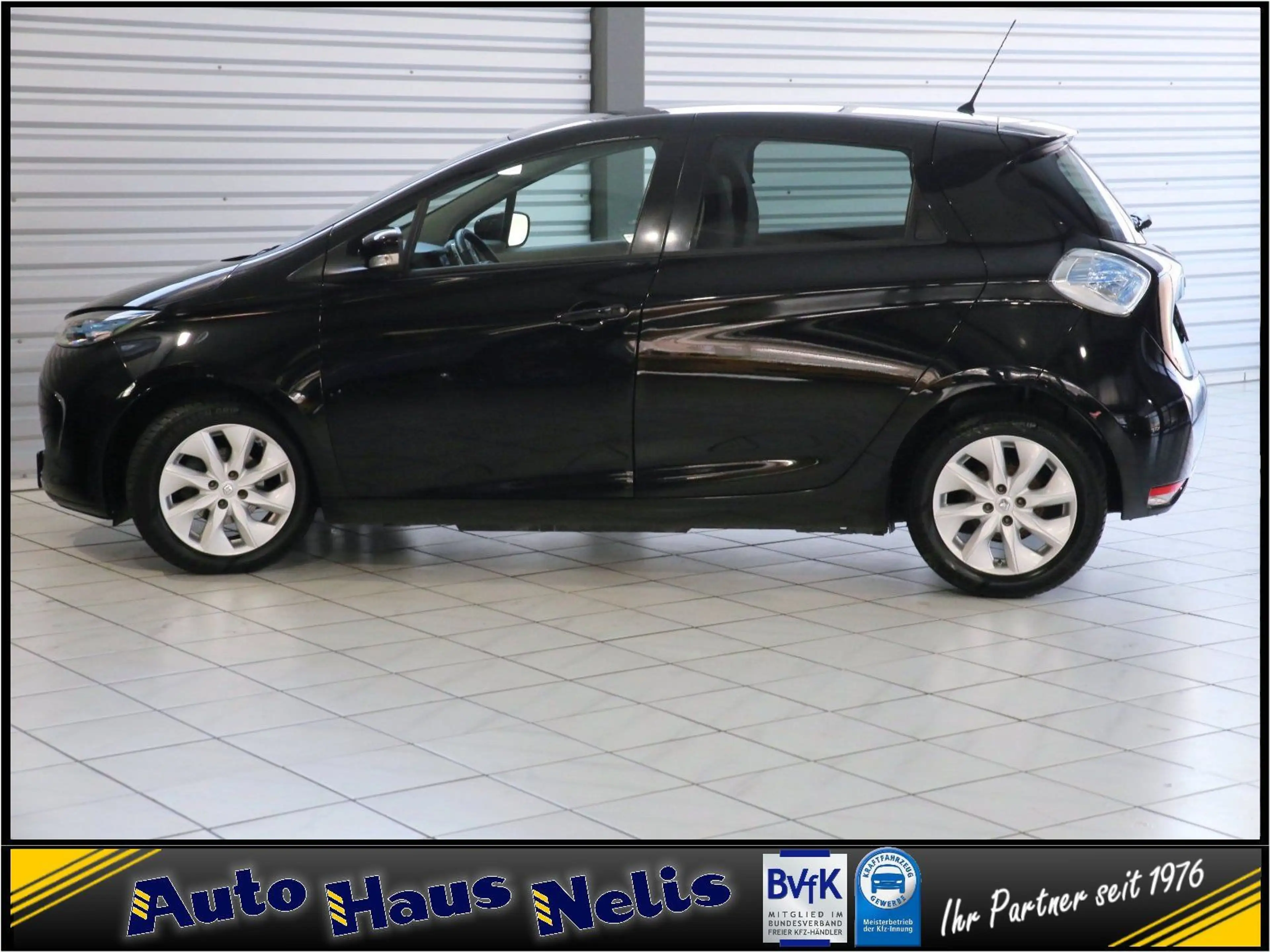 Renault ZOE Intens Navi R-Cam PDC Keyless — photo 18