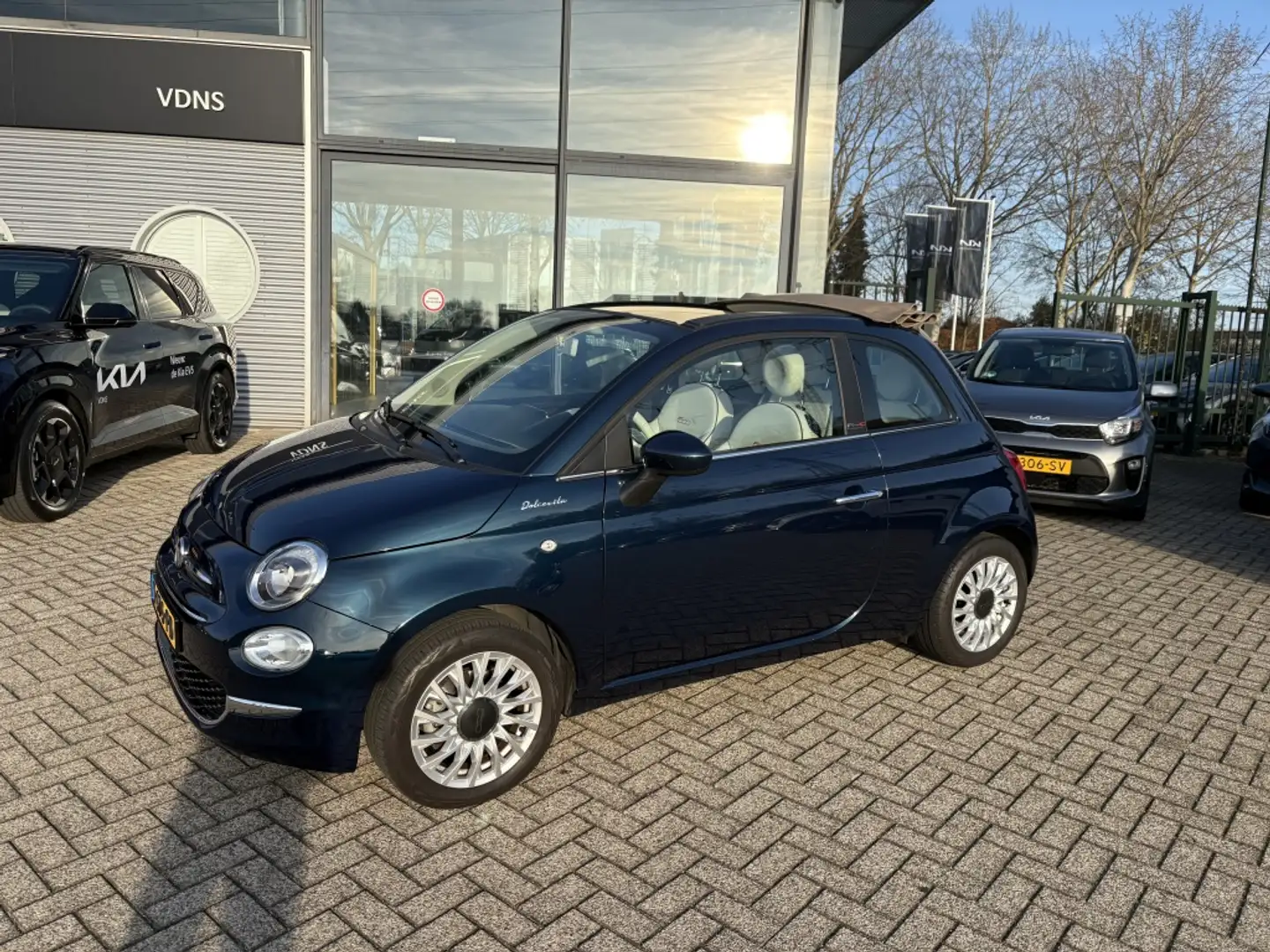 Fiat 500 CABRIO 1.0 Hybrid Dolcevita '' ZEER MOOI '' weinig Blauw - 2