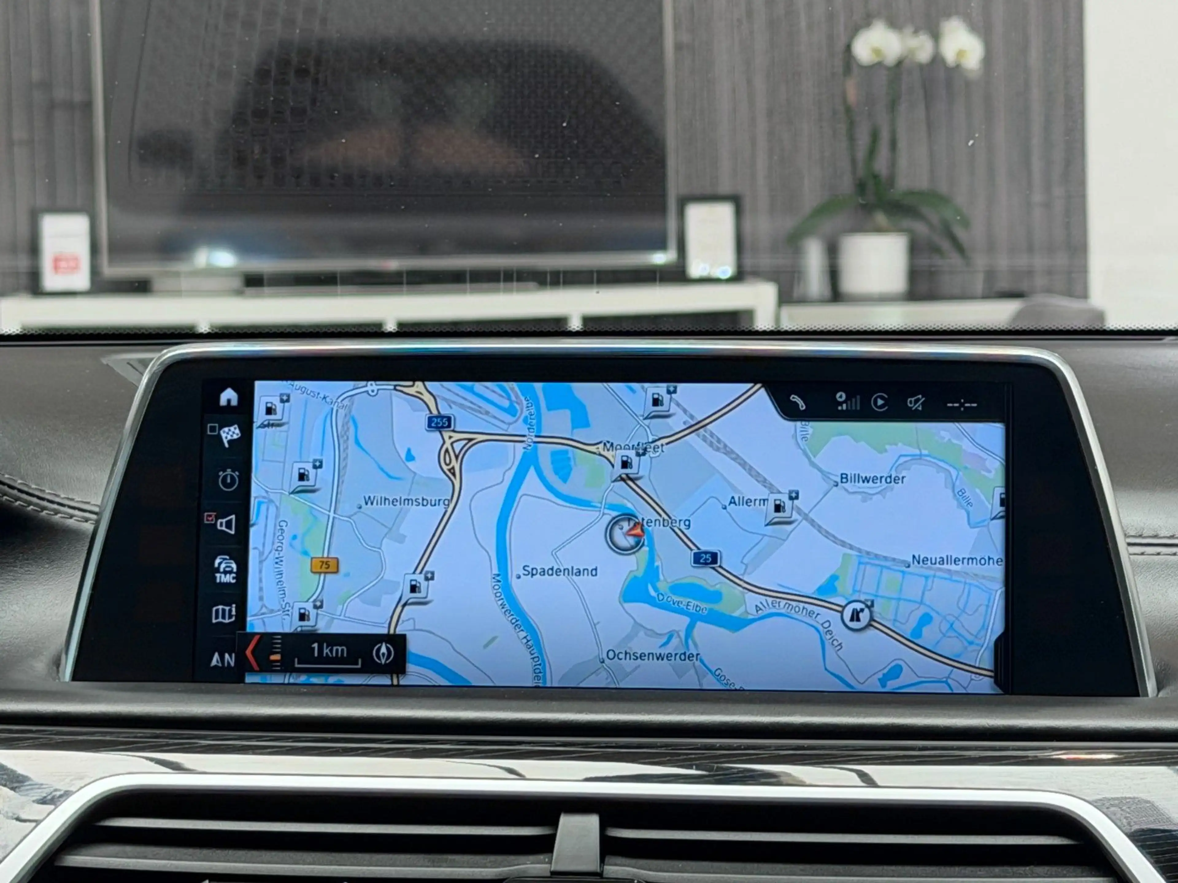 BMW 750 i M-Paket Sport Performance 449PS *VOLL* — photo 15