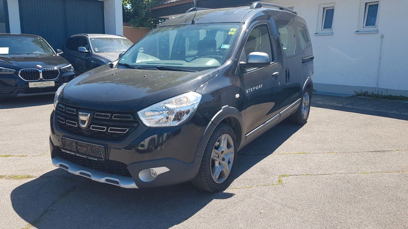 Dacia Dokker Blue dCi 95 Stepway ~ AHK ~ PDC