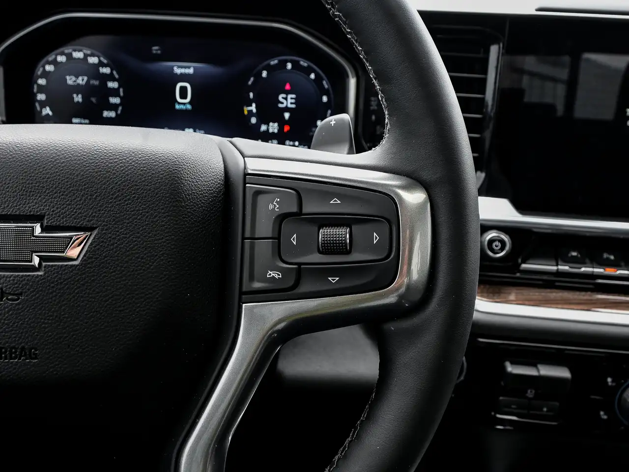 Chevrolet Silverado 1500 снимка Chevrolet Silverado 1500