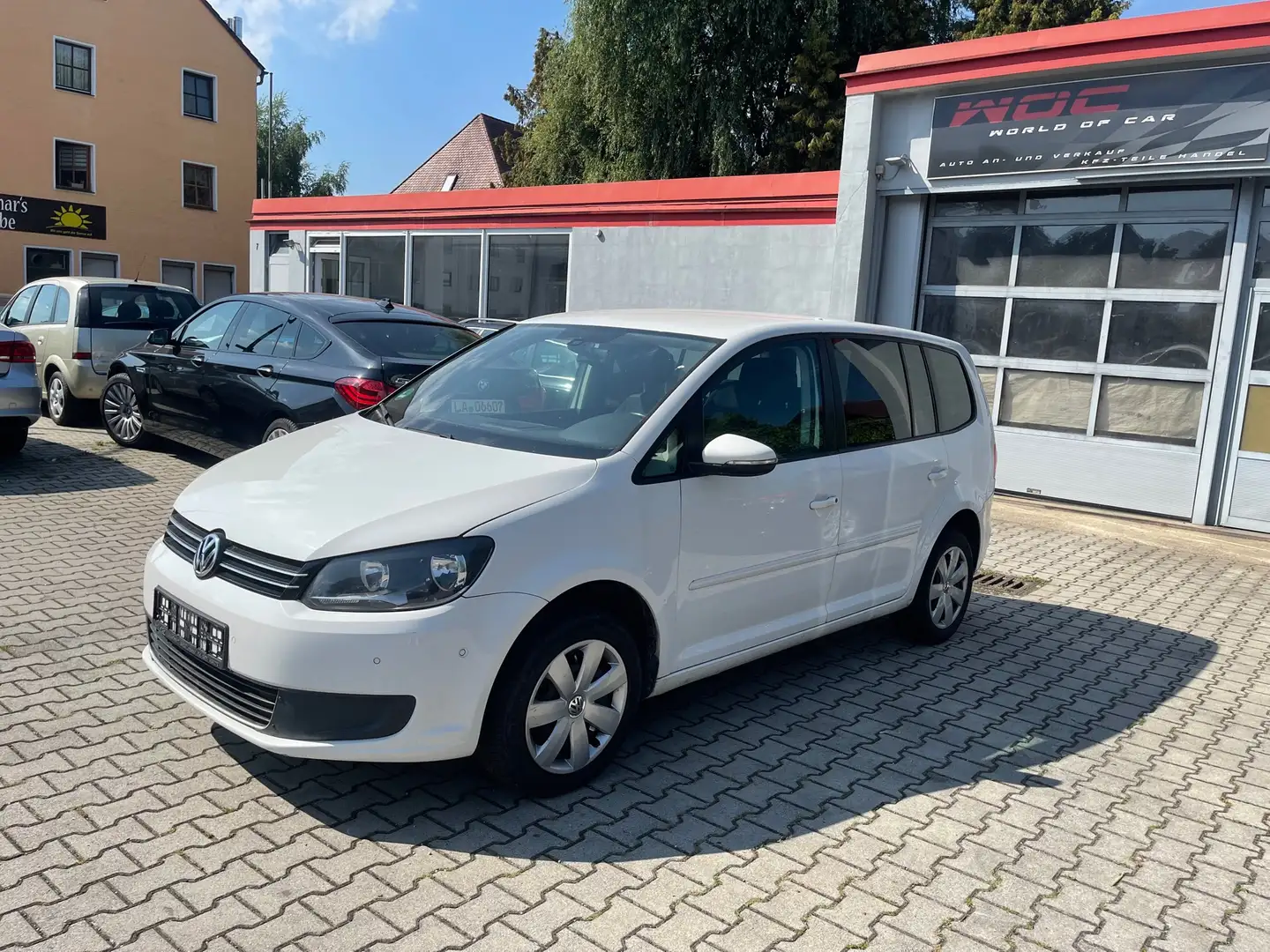 Volkswagen Touran 2.0 TDI Comfortline BMT AUT*PDC*HU*KLIMA*TEMPO Weiß - 2