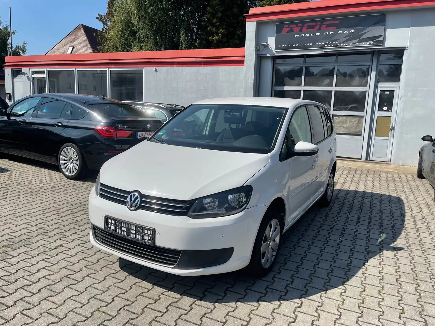 Volkswagen Touran 2.0 TDI Comfortline BMT AUT*PDC*HU*KLIMA*TEMPO Weiß - 1