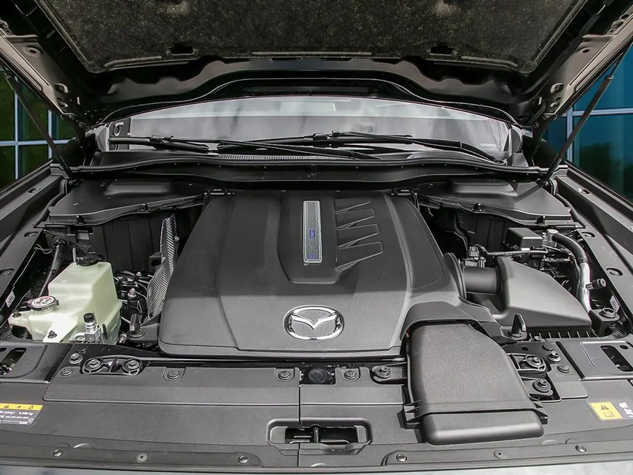 Mazda CX-90 PHEV снимка Mazda CX-90 PHEV