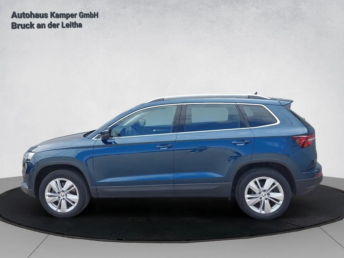 Skoda Karoq Style TSI DSG ACT Blau - 2