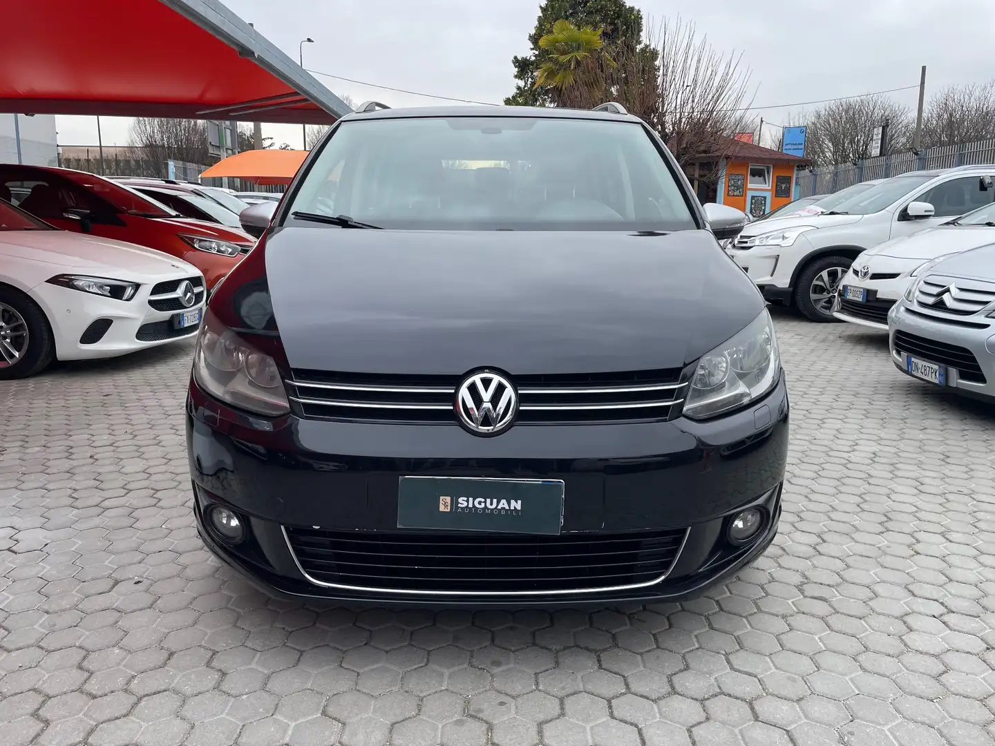 Volkswagen Touran 2.0 TDI 140 CV DSG Highline Nero - 2