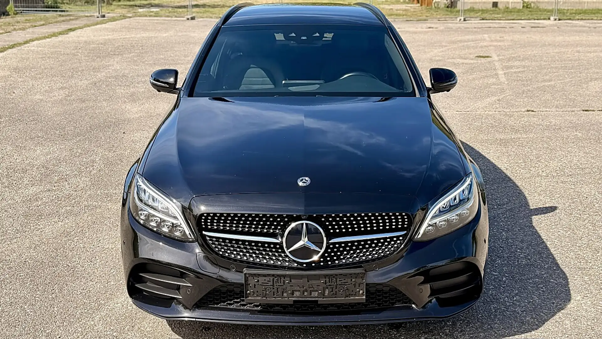 Mercedes-Benz C 220 d T AMG Line *360°Kamera*Navi*Unfallfrei*Servic... Schwarz - 2