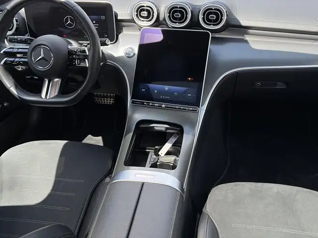 Mercedes-Benz C-Class view 15