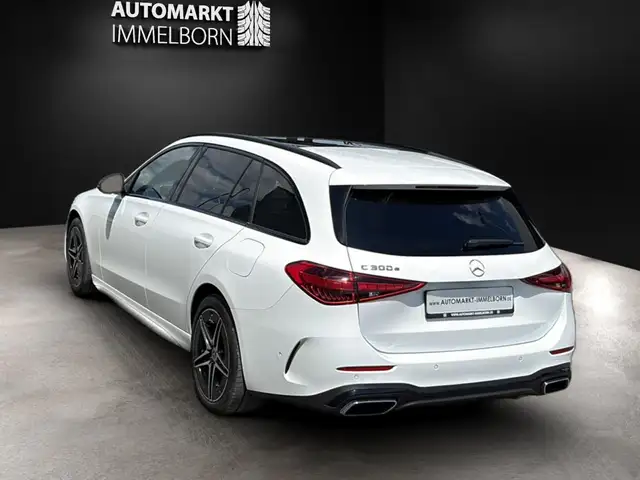 Mercedes-Benz C-Class view 10