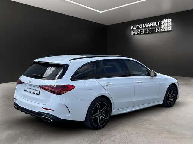 Mercedes-Benz C-Class view 6