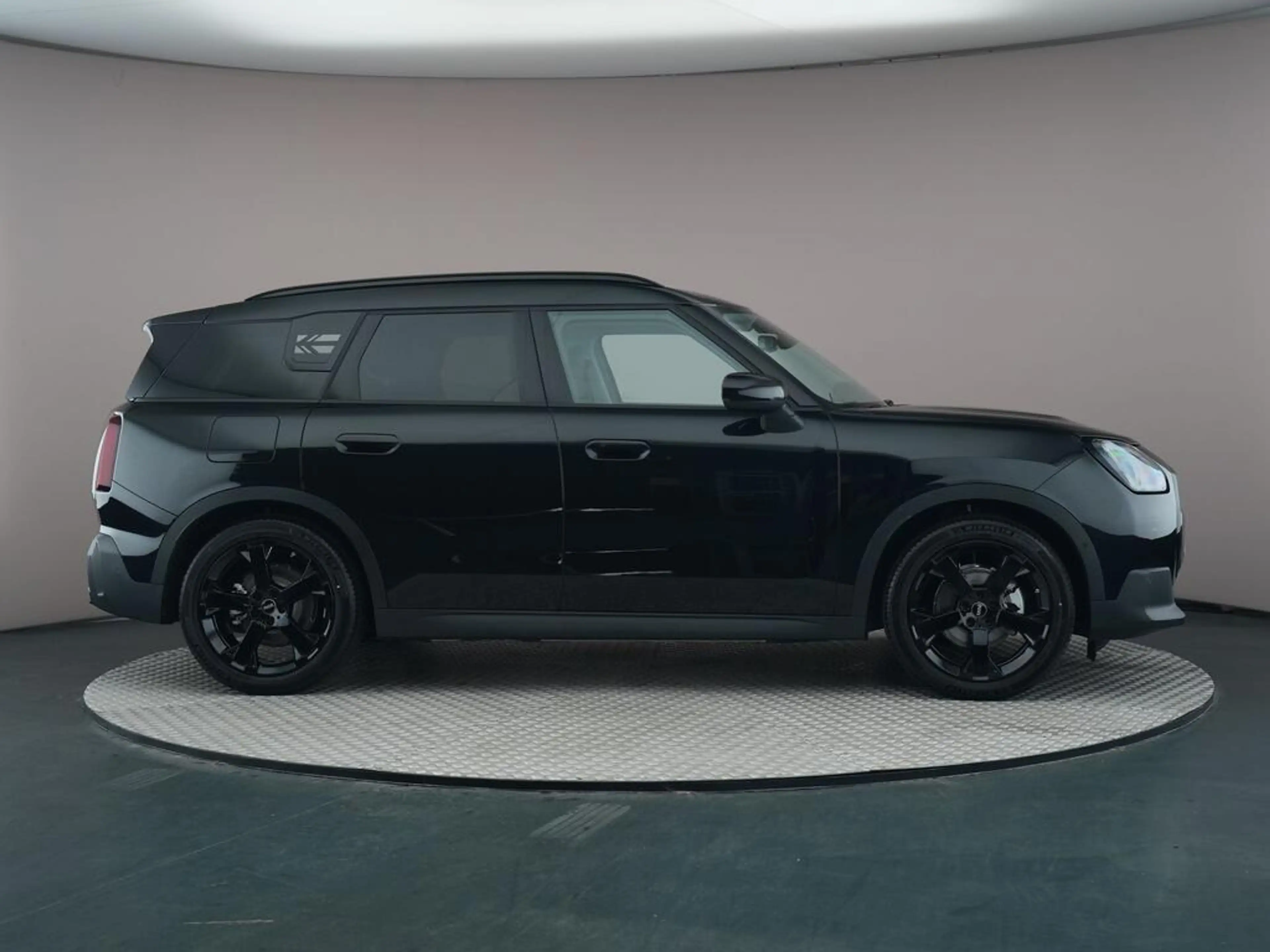 MINI Countryman E Classic M 66.5 kWh — photo 7