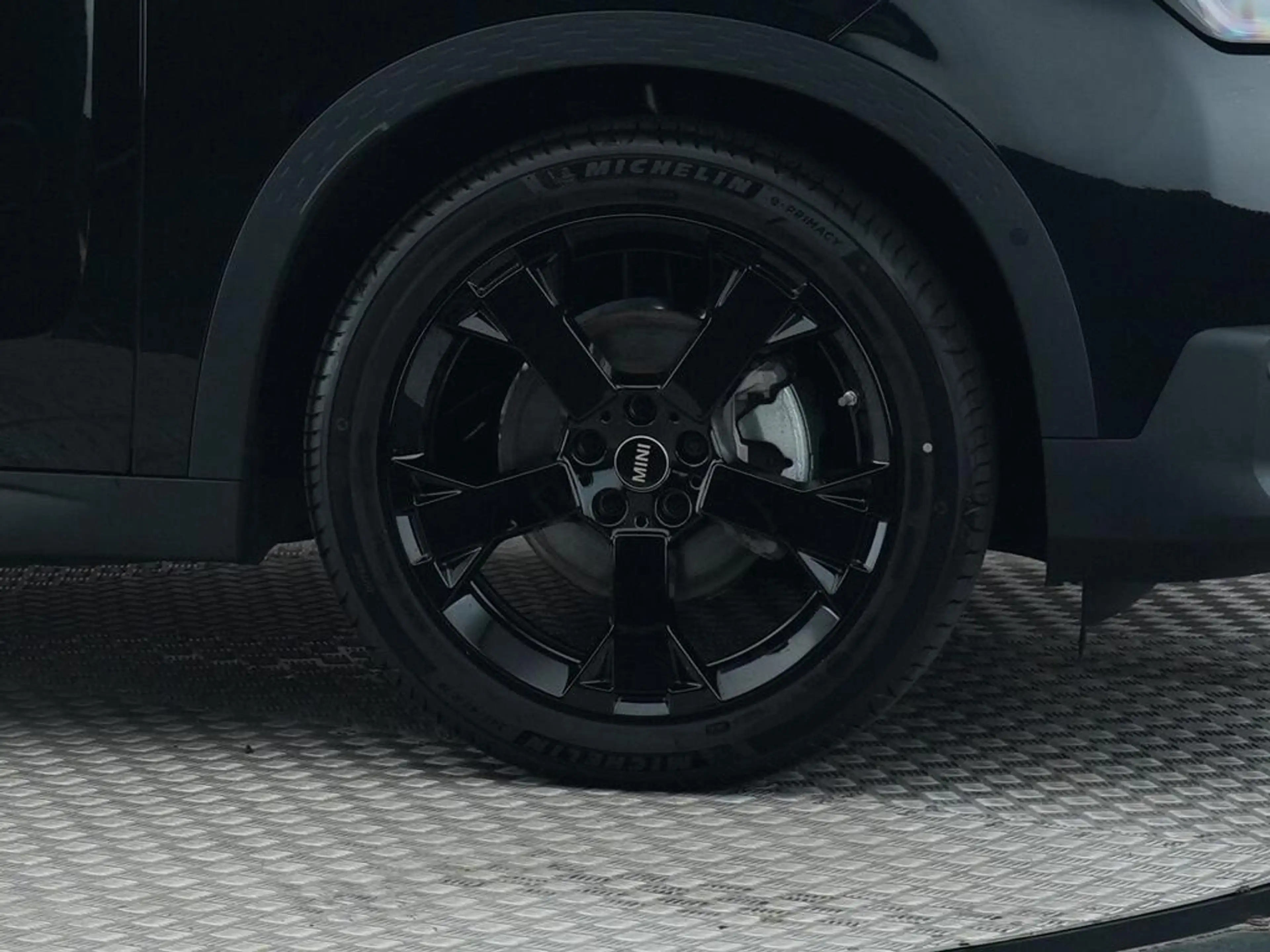 MINI Countryman E Classic M 66.5 kWh — photo 15