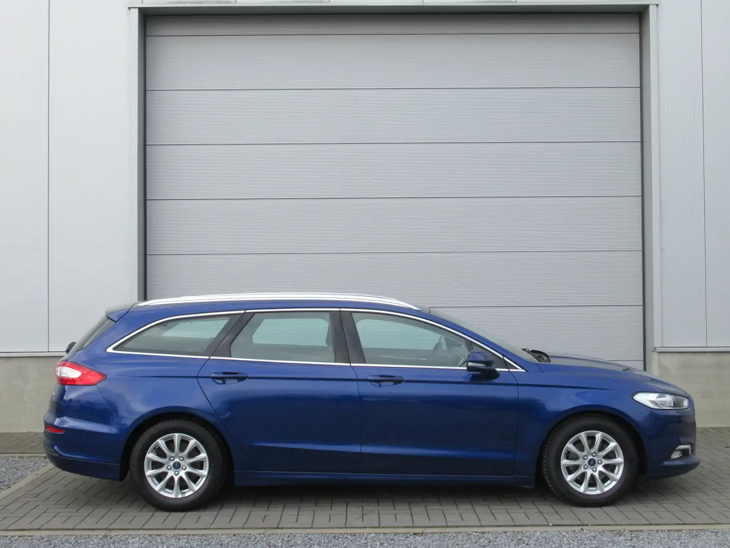 Ford Mondeo 1.5 TDCi Business Class / Navi / Climate Control Blue - 2
