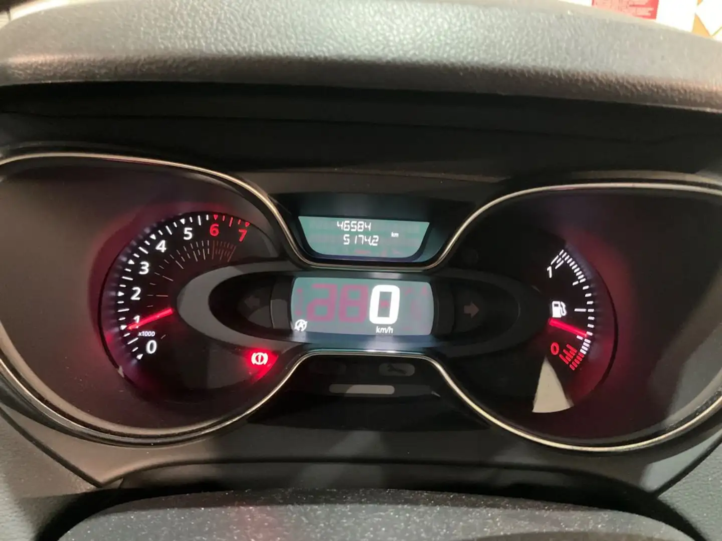 Renault Captur Captur TCe 130 CV FAP Sport Edition Grau - 2