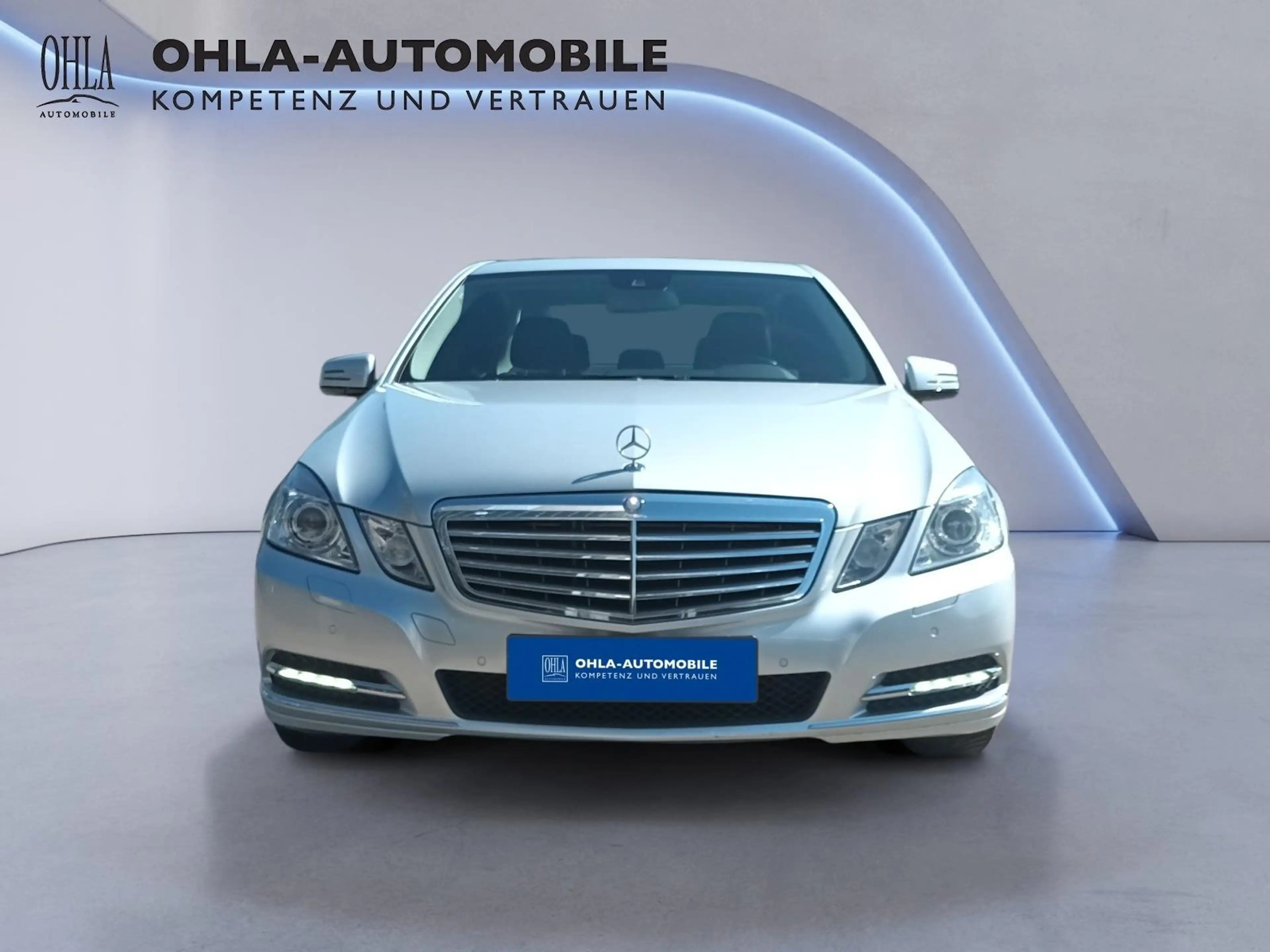 Mercedes-Benz E 220 CDI BlueEfficiency (212.002) Elegance BlueEffic... — photo 2