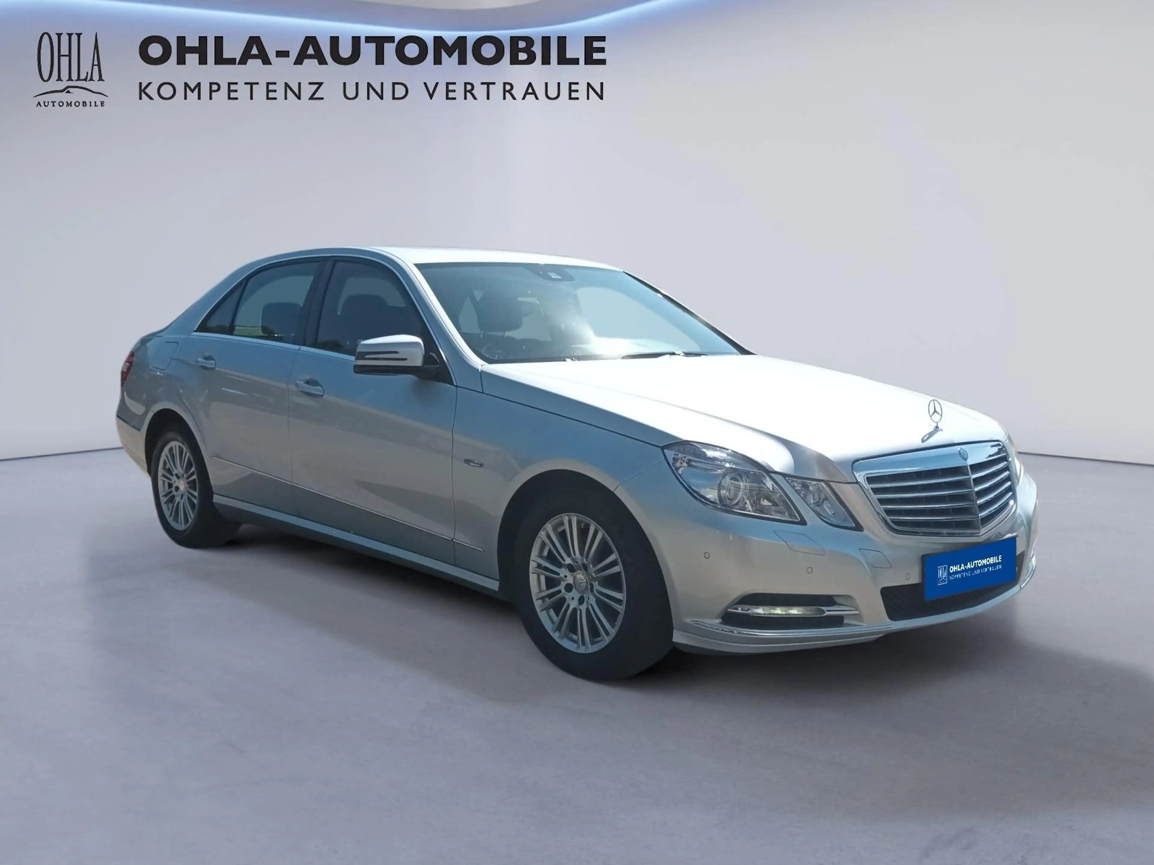 Mercedes-Benz E 220 CDI BlueEfficiency (212.002) Elegance BlueEffic... — photo 3
