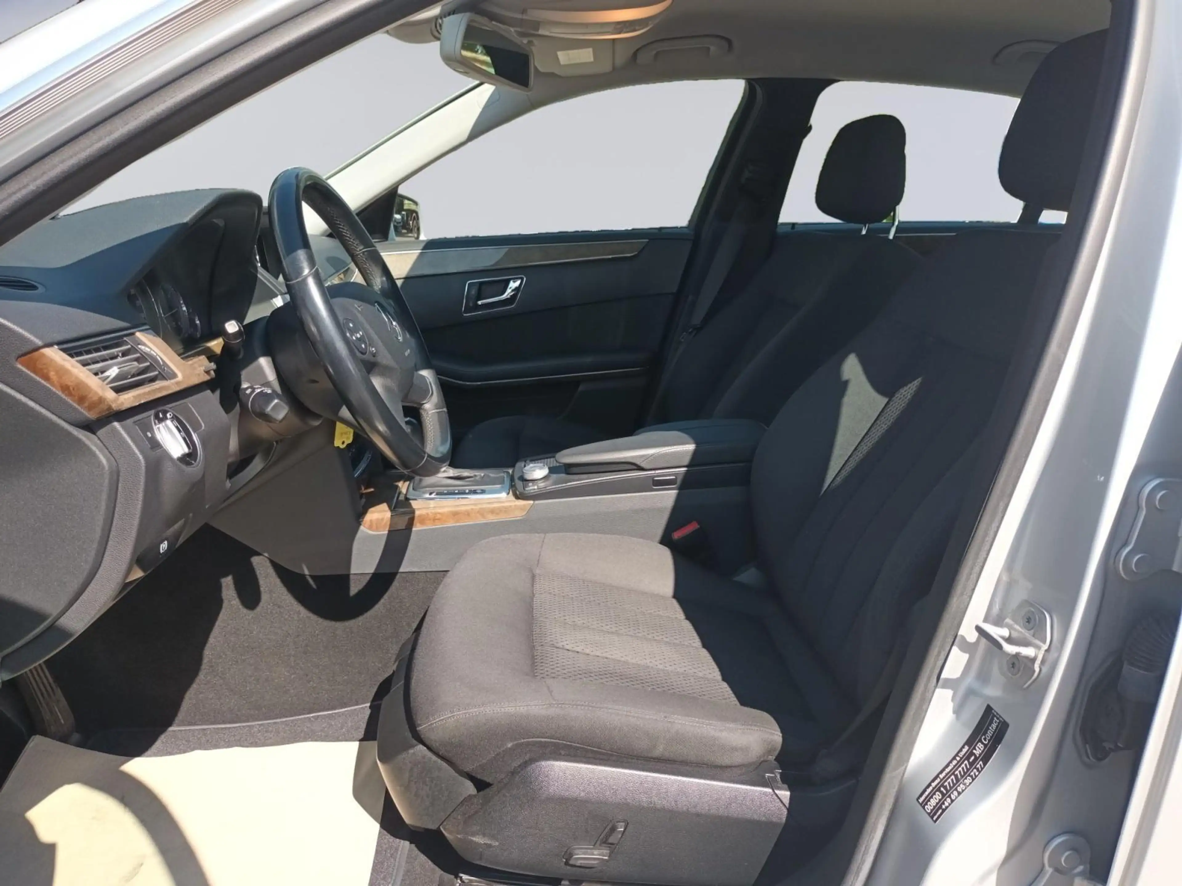 Mercedes-Benz E 220 CDI BlueEfficiency (212.002) Elegance BlueEffic... — photo 10