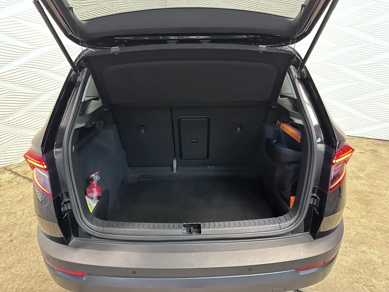 Skoda Karoq 2.0TDi*DSG7*4x4*CARPLAY*CLEVER*150 PK*, миниатюра 30