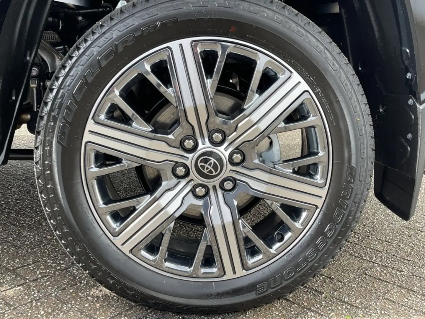 Toyota Tundra TOYOTA Capstone HYBRID Negro - 2