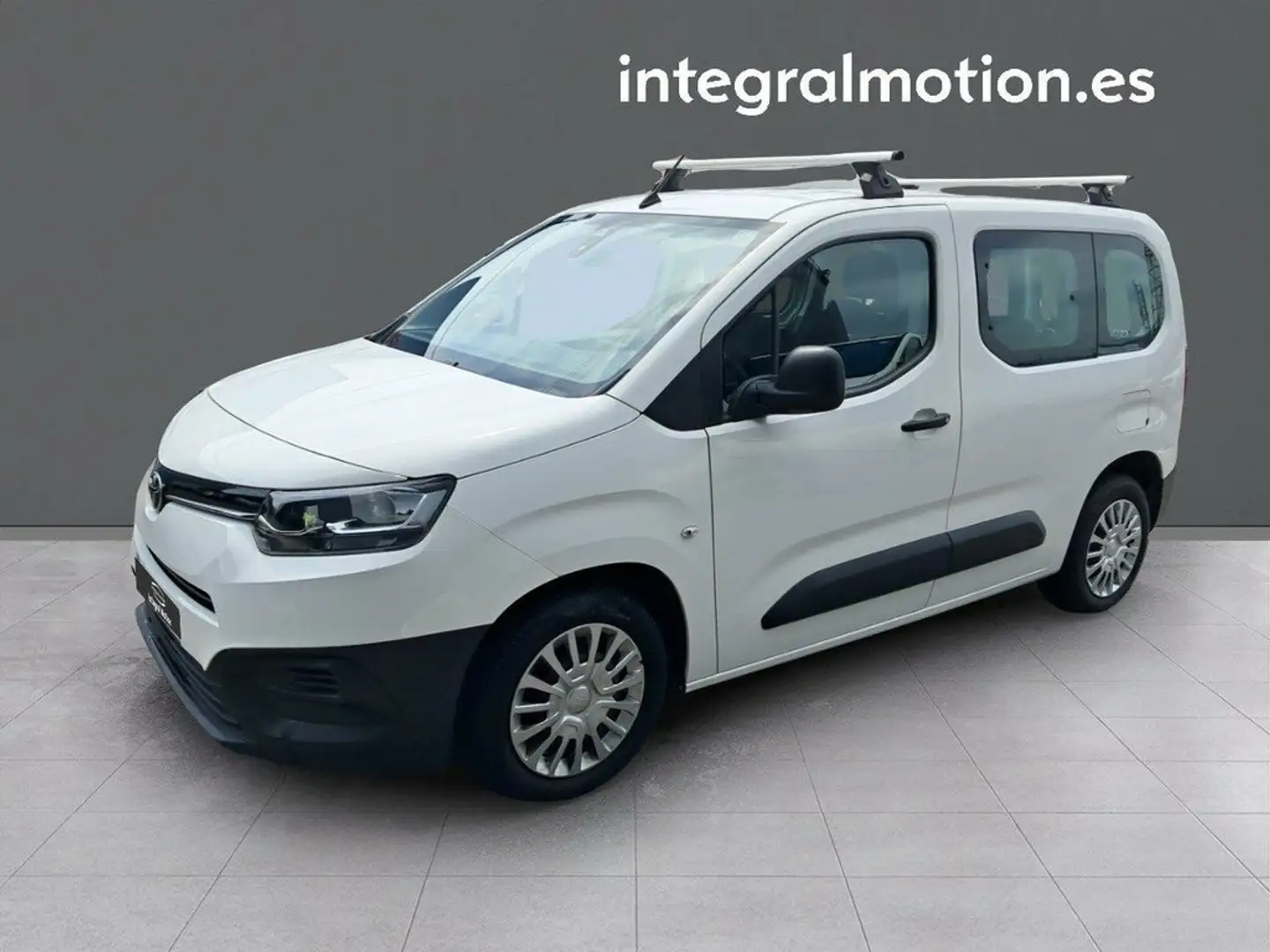 Toyota Proace City Verso Combi 1.5 100CV GX MY20 Blanco - 1