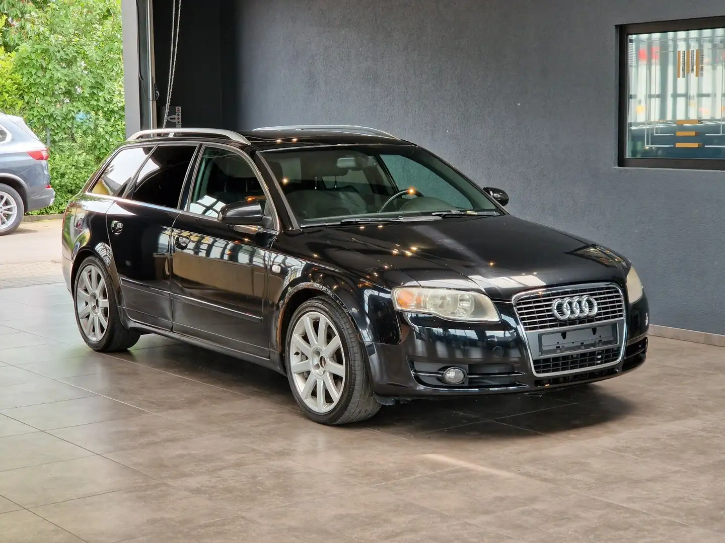 Audi A4 Avant 3.0 TDI quattro S-Line Sport Plus Schwarz - 1