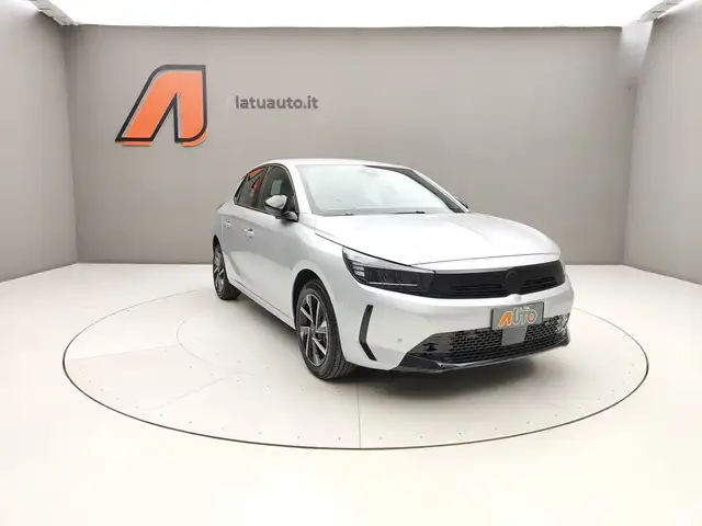 Opel Corsa view 3