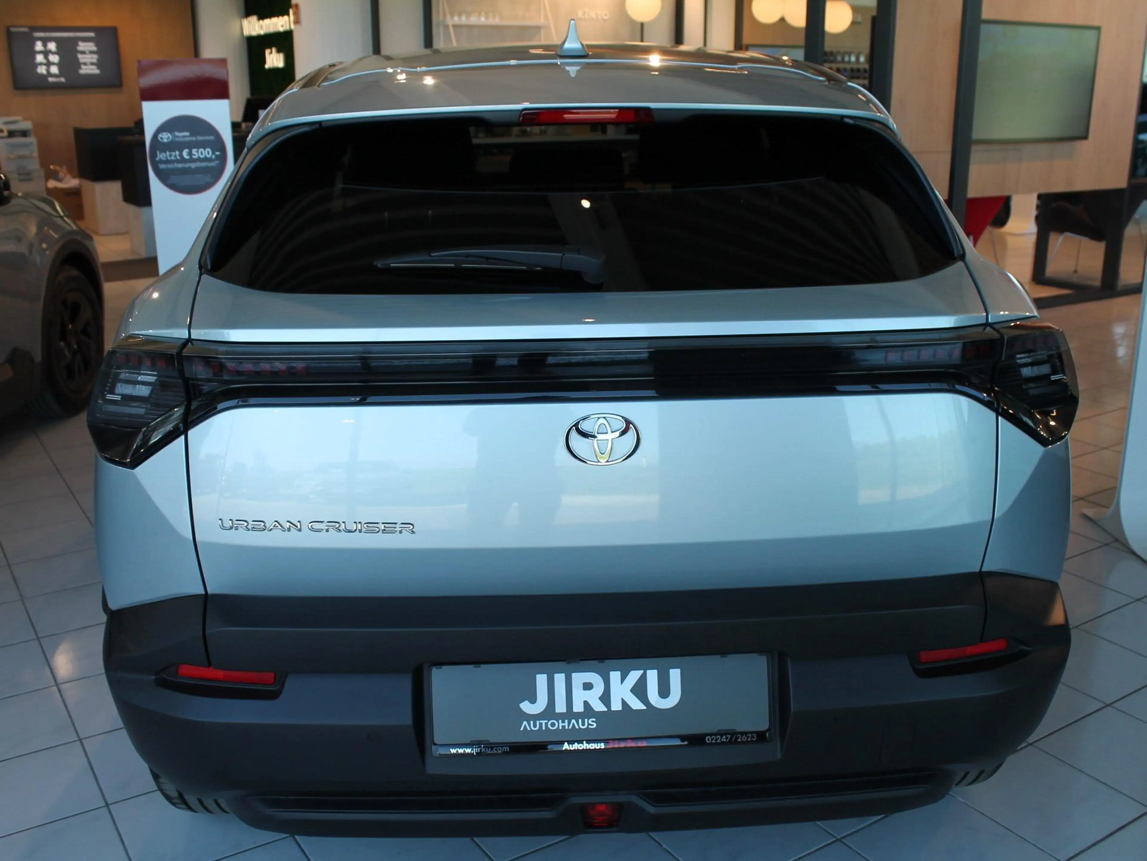 Toyota Urban Cruiser Urban Cruiser Elektro 61kWh Lounge Aut. — photo 15