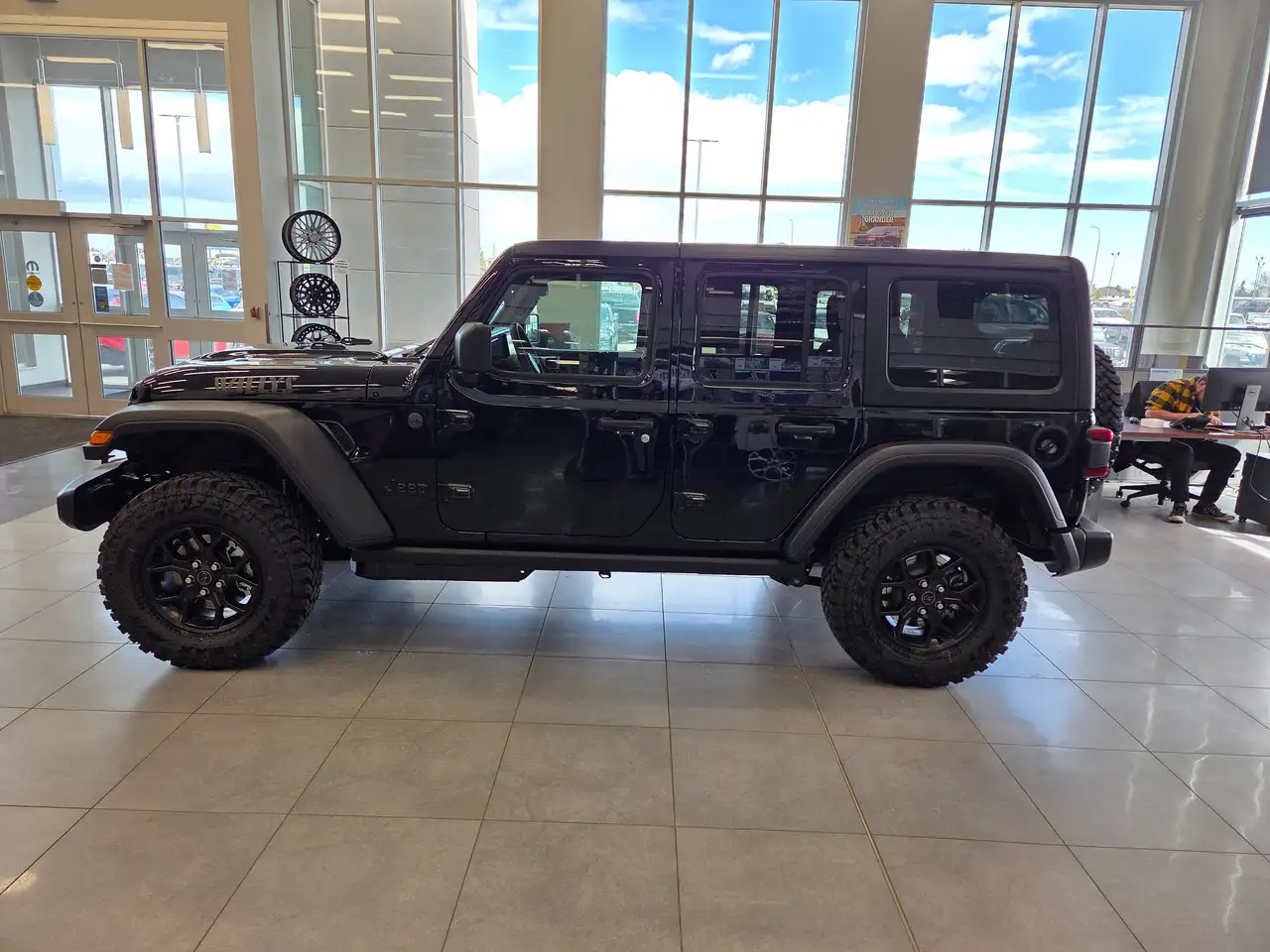 Jeep Wrangler снимка Jeep Wrangler
