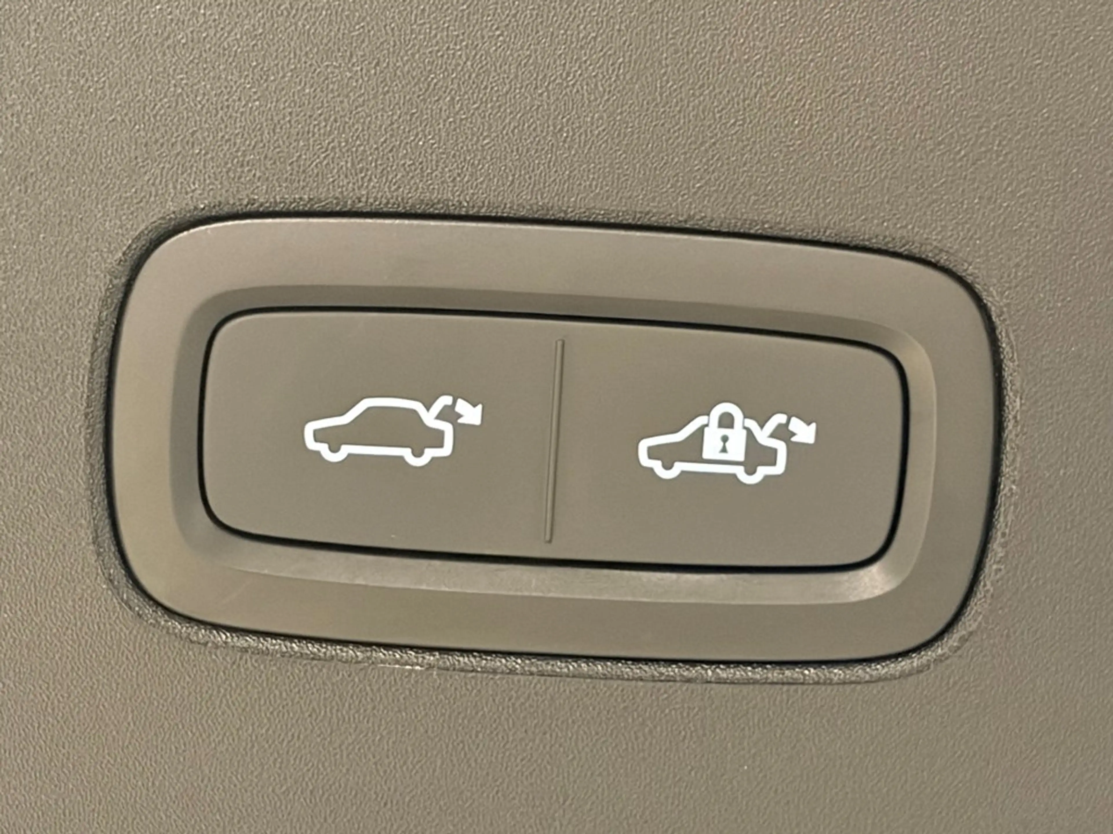 Volvo EX90 Ultra Twin Motor Perform ( 4x4 ) + LUCHTVERING/TRE — photo 13