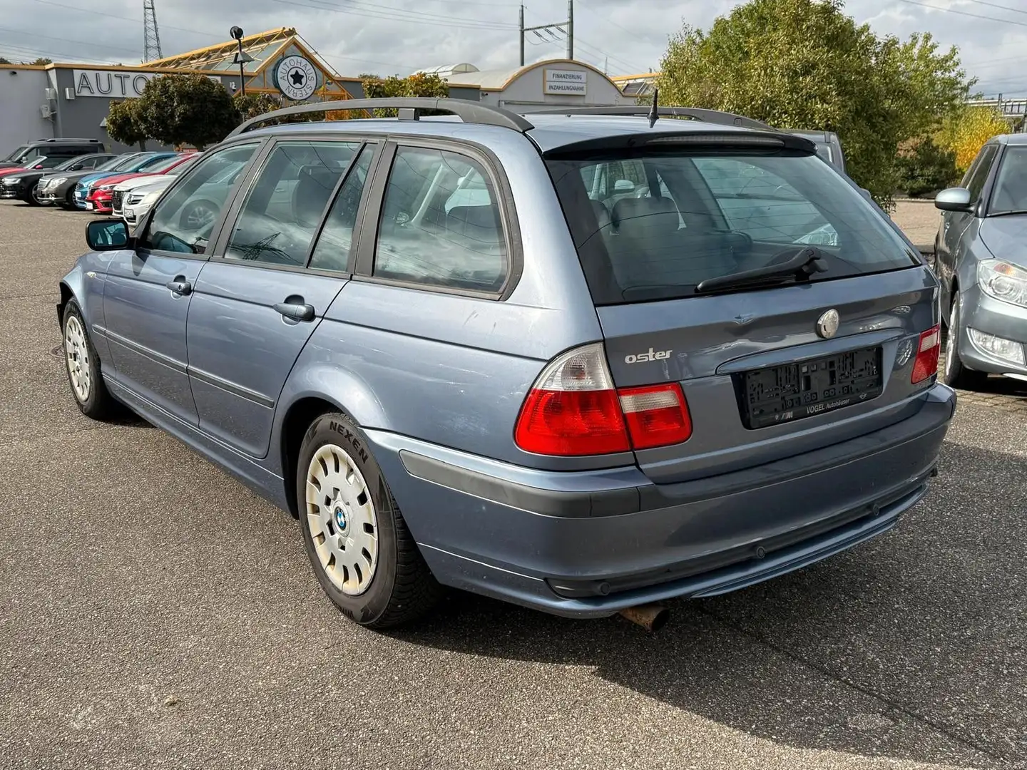 BMW 318 i Touring/TÜV/TEMPOMAT/NAVI Bleu - 2