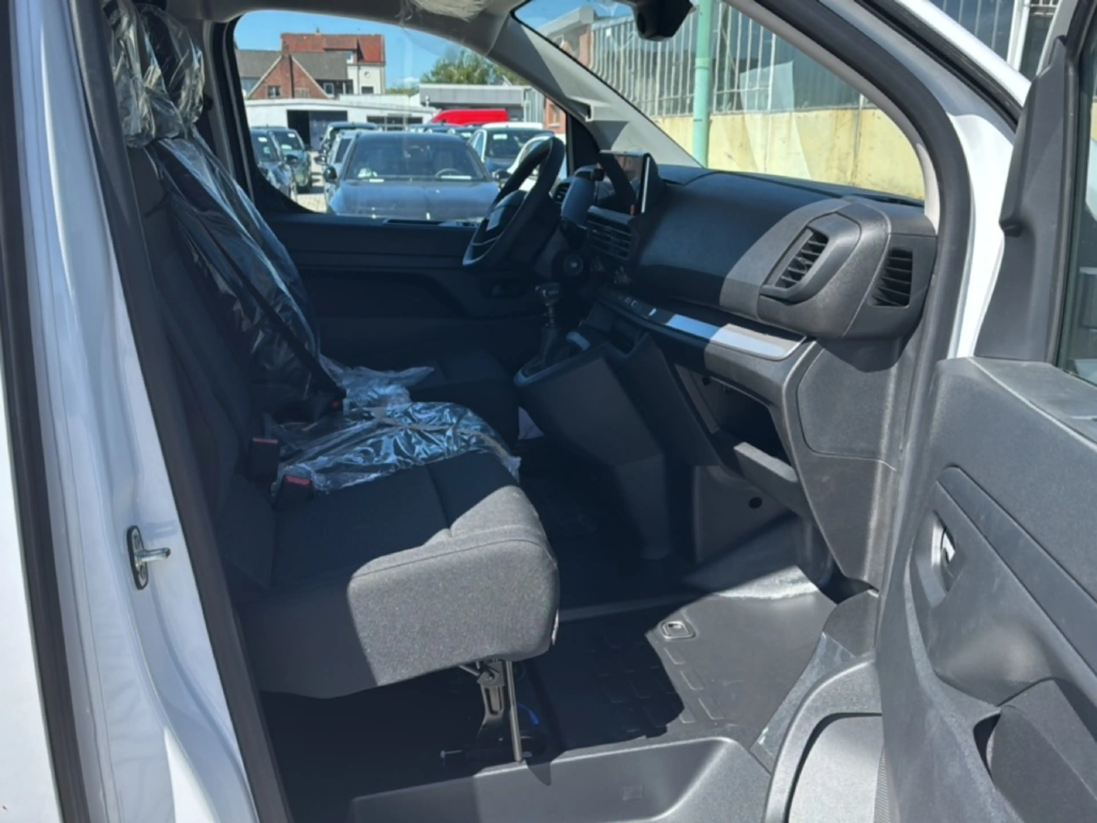 Fiat Scudo M L2H1 PDC Klima Rückfahrkam. DAB Apple CarPlay An — photo 12
