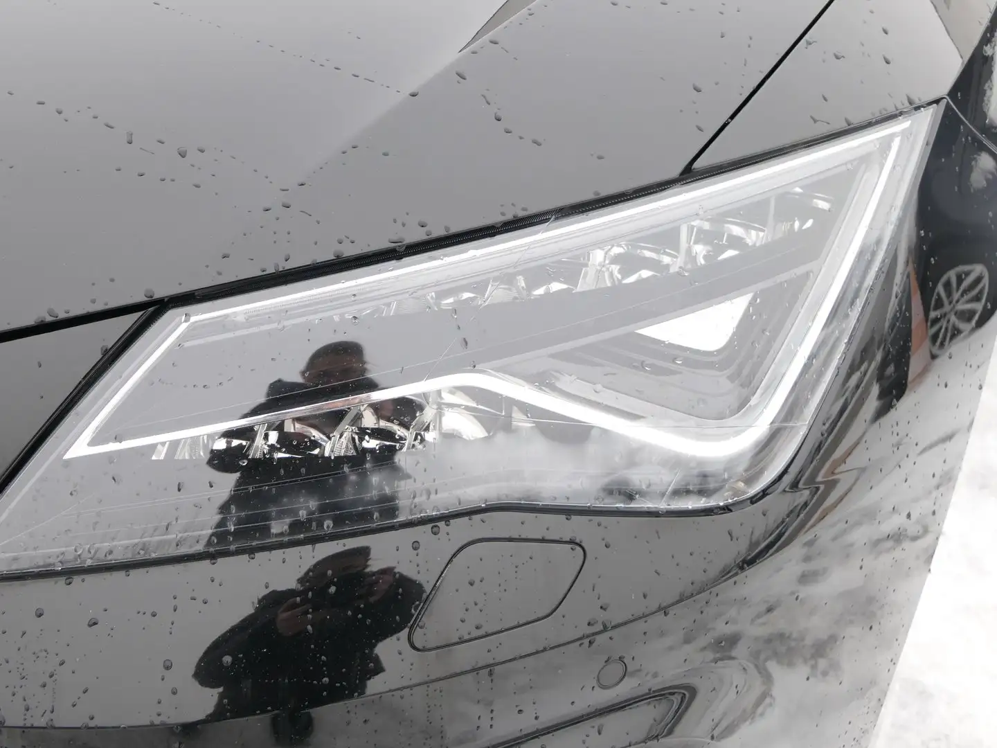 SEAT Leon FR BlackEditionPLUS TSI Schwarz - 2