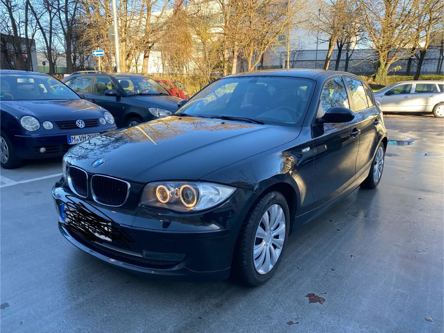 BMW 118 iAutomatik PDC 01708044052 Klima Xenon Euro 4 Schwarz - 2