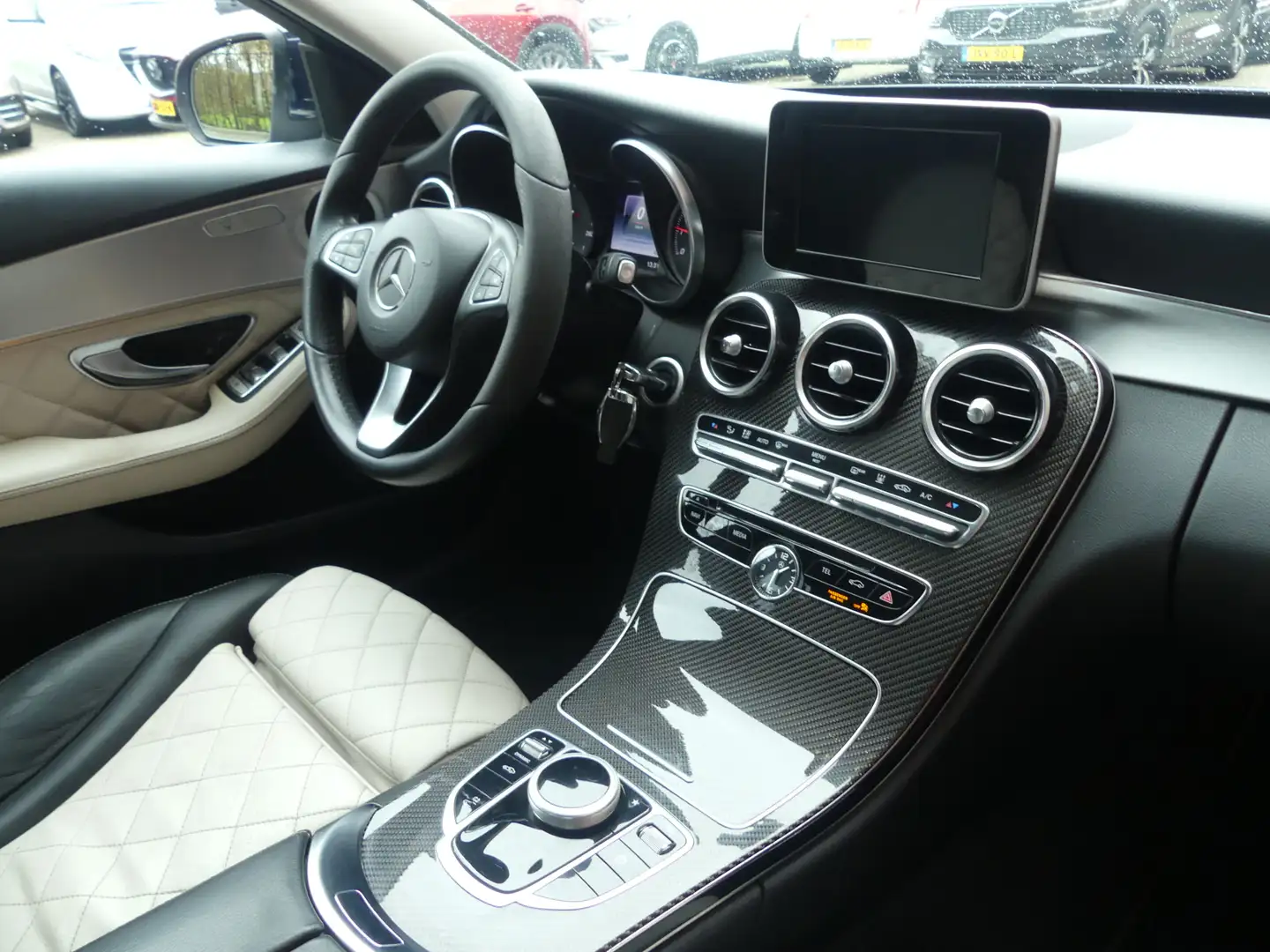 Mercedes-Benz C 350 e / Leer / Sportstoelen / 18inch Blau - 2
