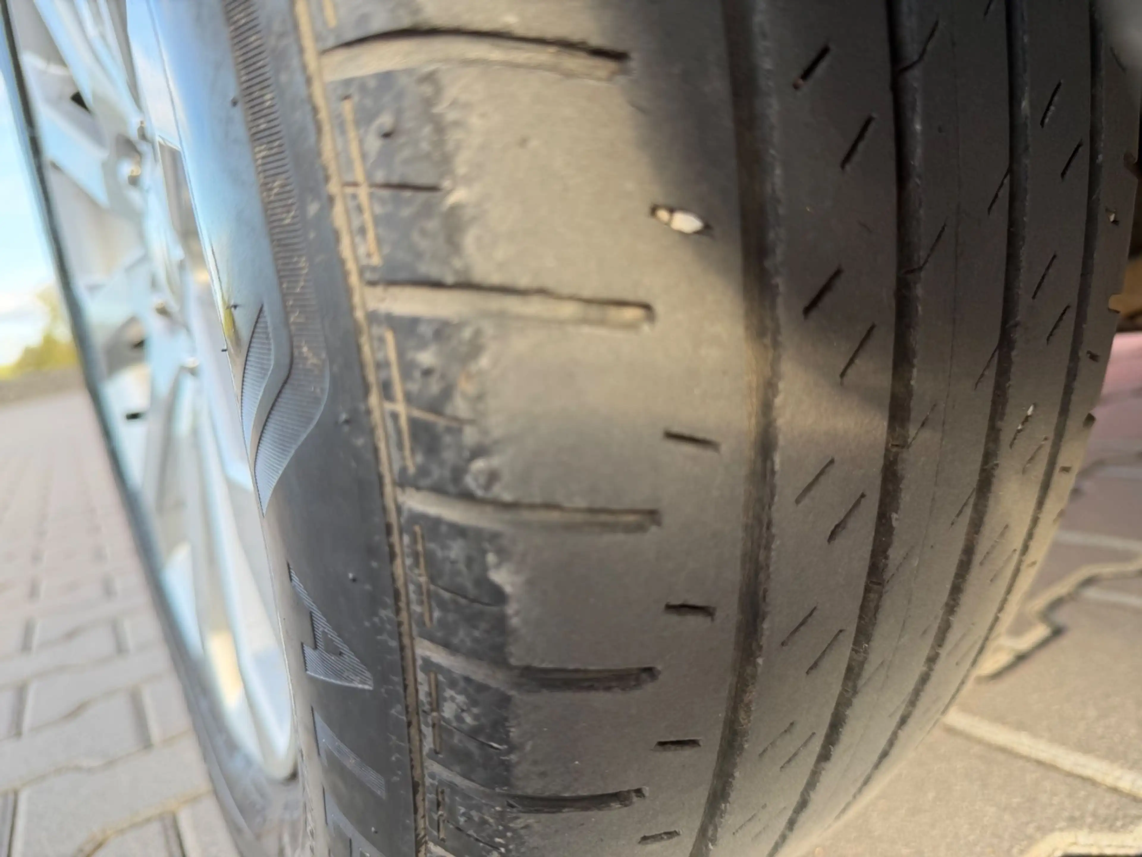 Suzuki Grand Vitara 1.9 Allrad Leder Xenon Navi Pano — photo 13
