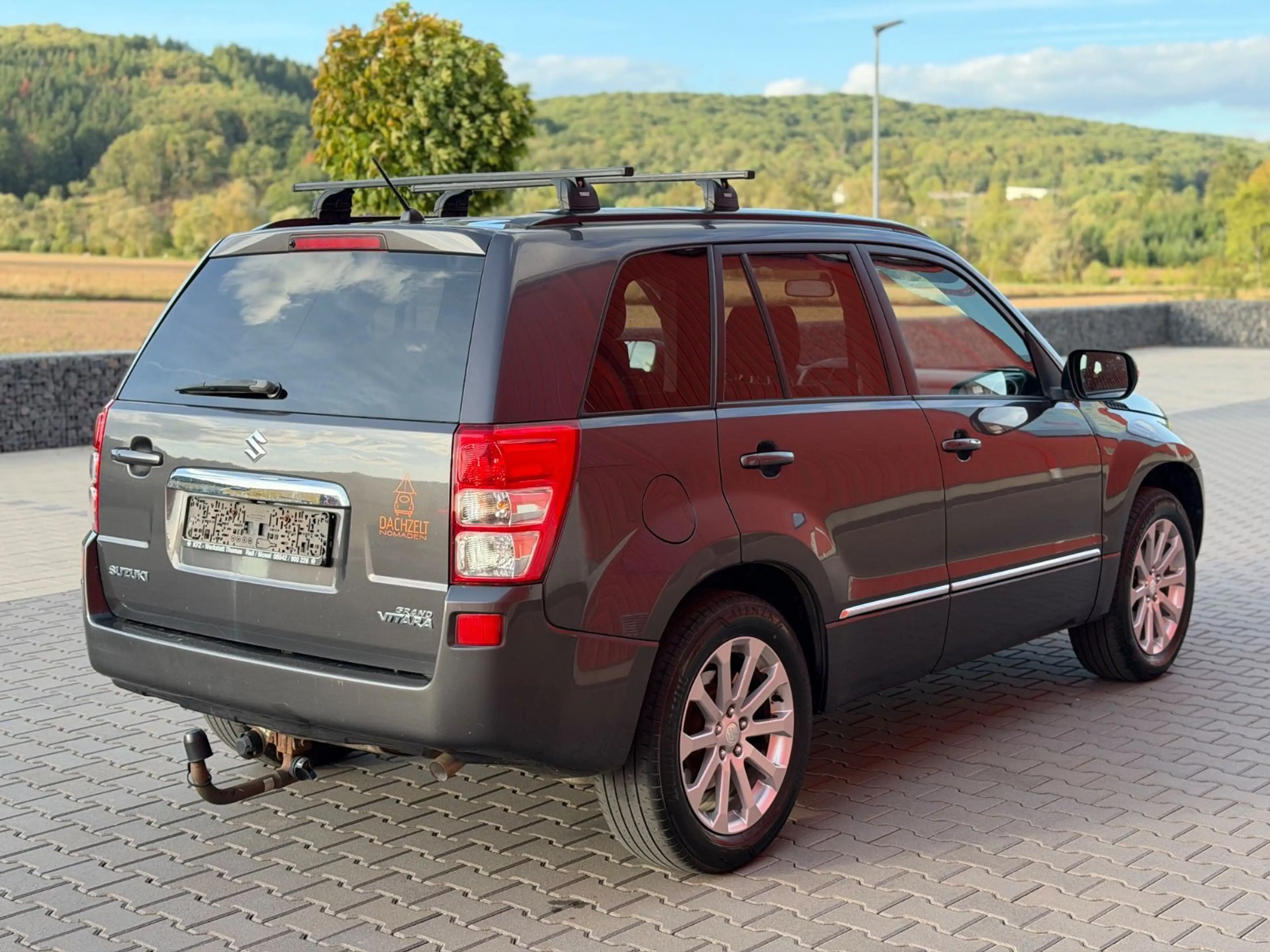Suzuki Grand Vitara 1.9 Allrad Leder Xenon Navi Pano — photo 7