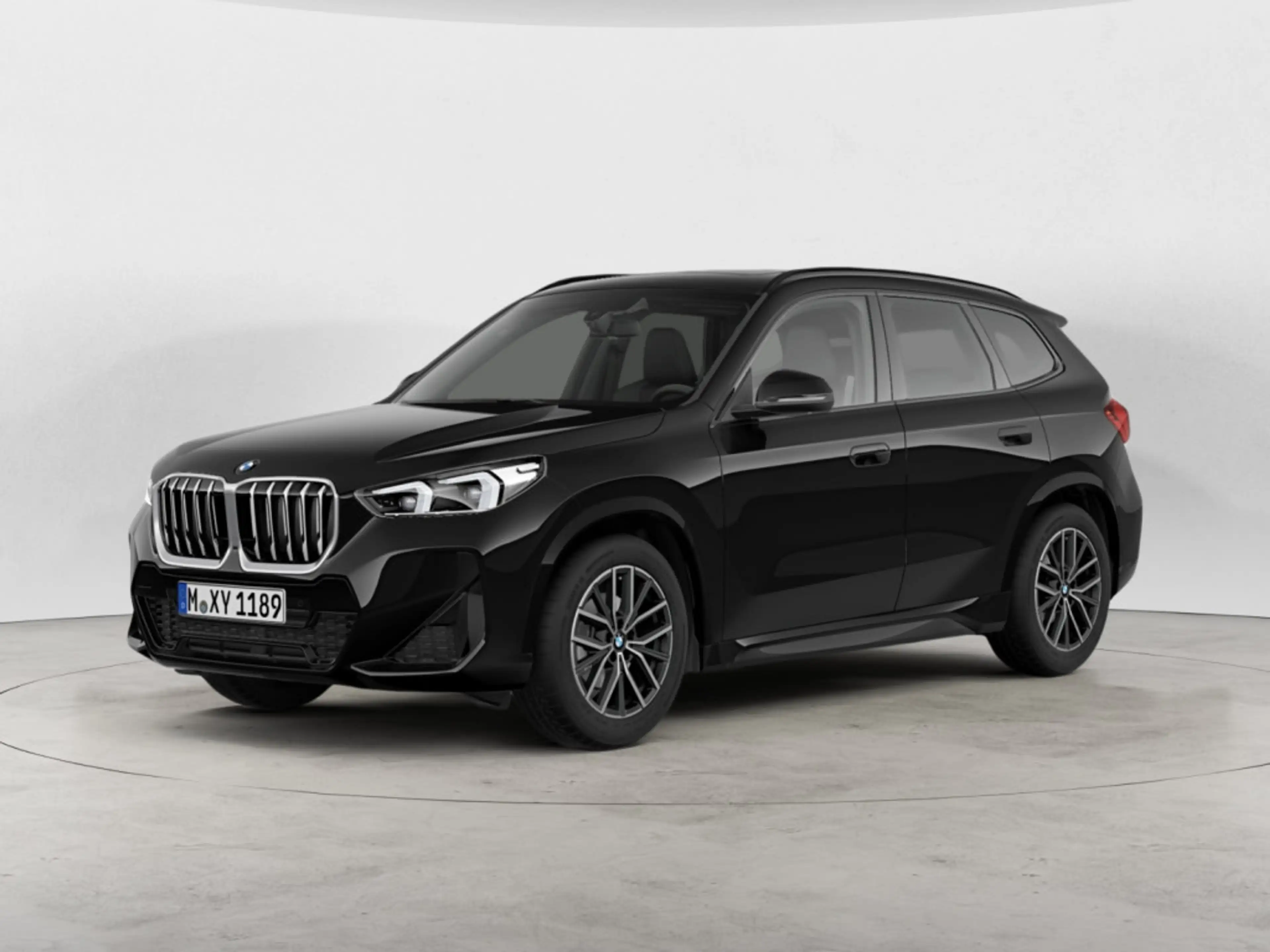 BMW X1 sDrive 18i M-Sport PANO LED NAVI KAMERA — photo 2