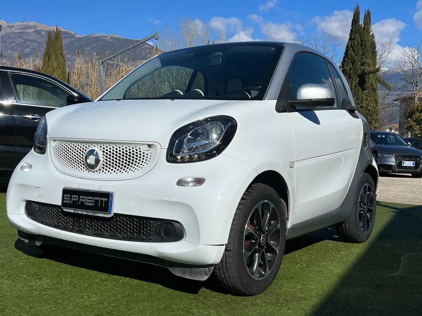 smart forTwo 1.0 Passion 71cv twinamic/TETTO PANORAMICO/AUTOMAT Bianco - 1