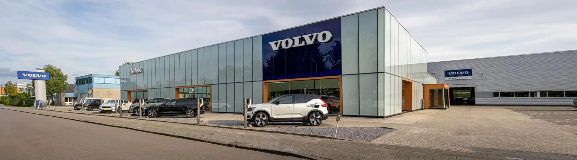 Volvo XC40 Recharge Pro - Panorama/schuifdak - IntelliSafe As Grijs - 2