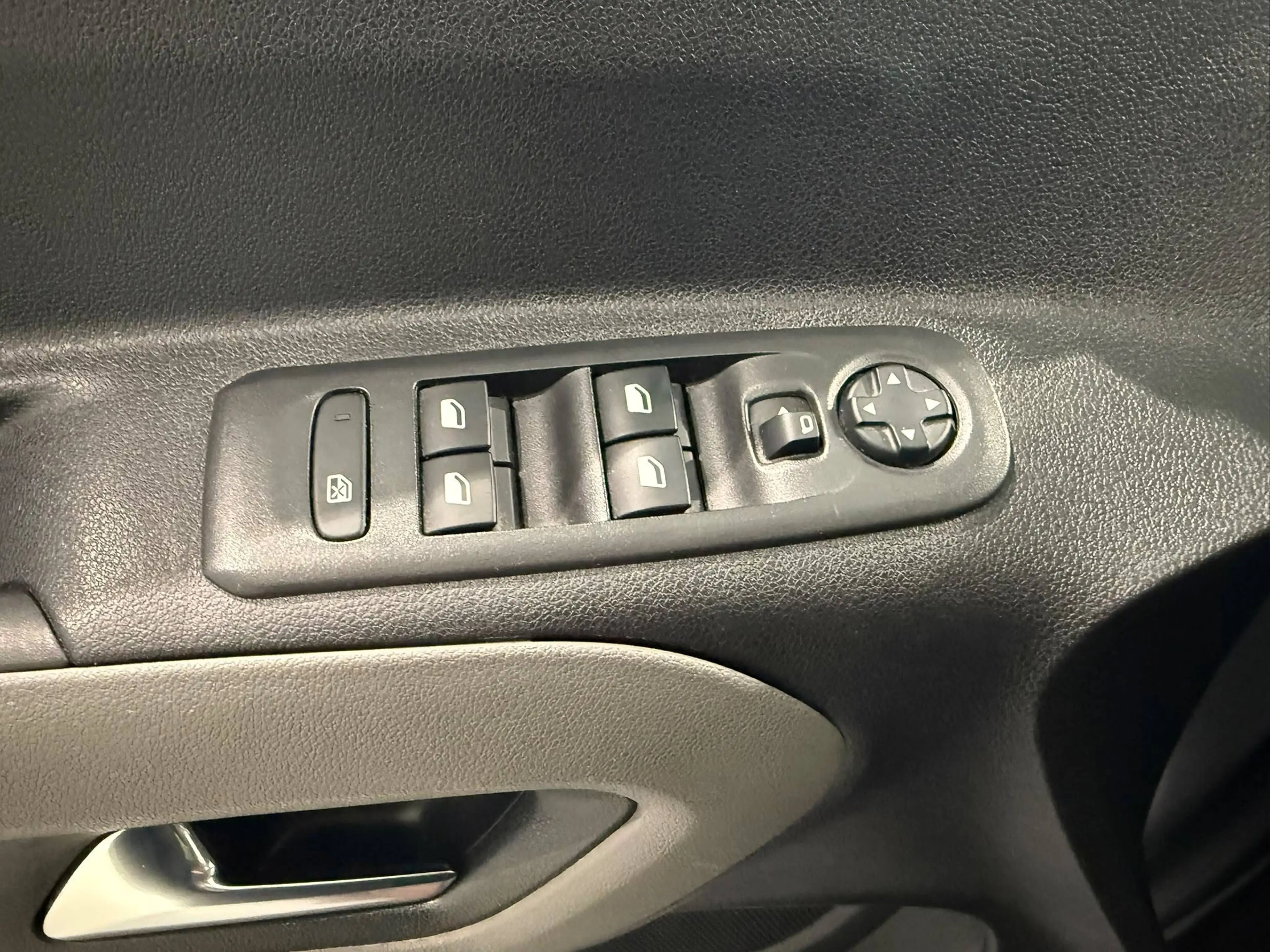 Peugeot Rifter Rifter 1.2 Benzine M Allure — photo 11