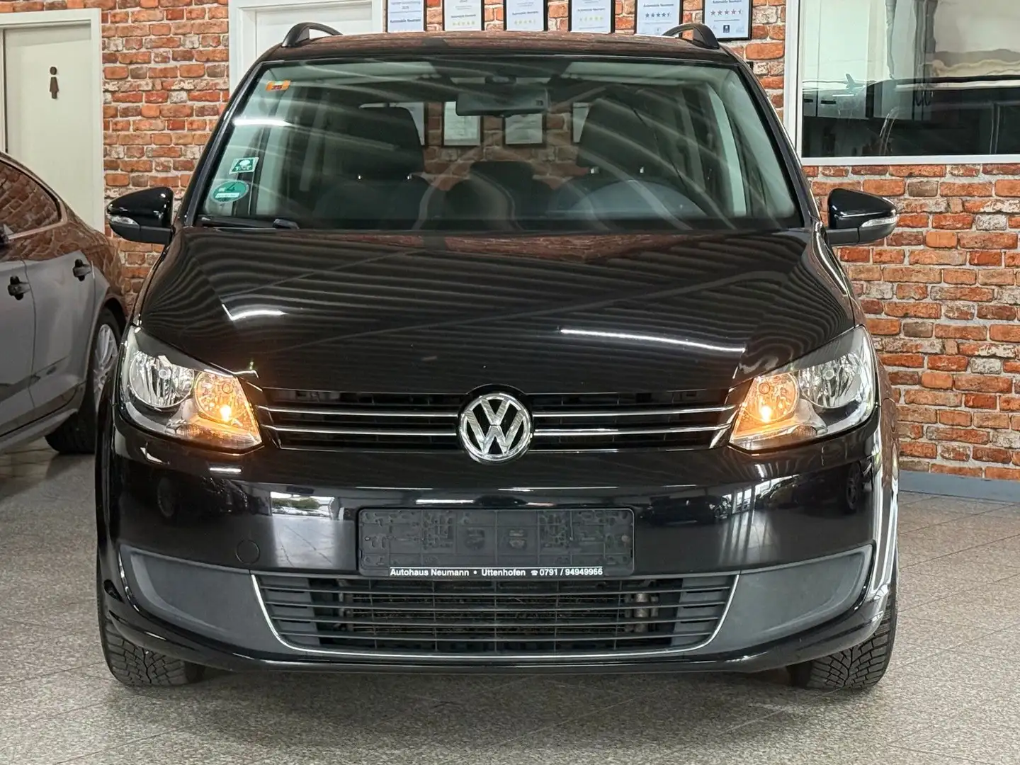 Volkswagen Touran -1.6 TDI-7 Sitzer-AHK-Alu-SHZ-Tempomat Noir - 2