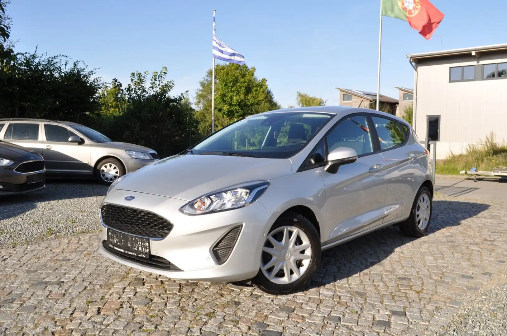 Ford Fiesta Cool & Connect/PDC/ 1. HAND / NAVI Plateado - 1