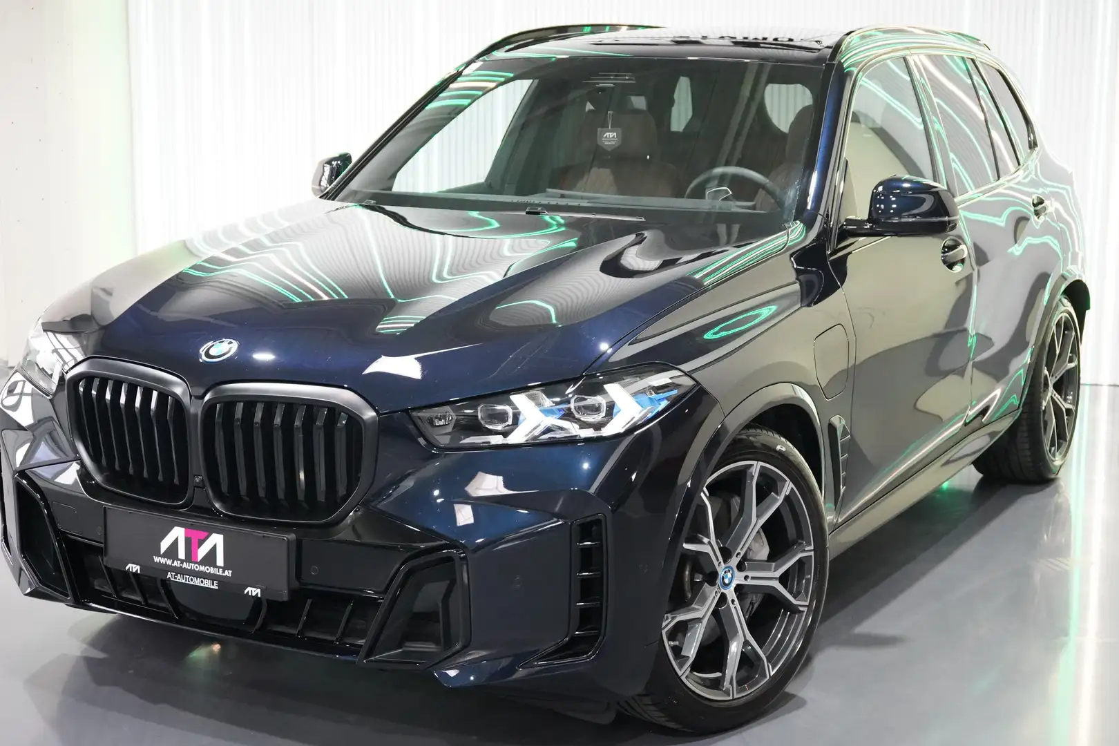 BMW X5 50 e xDrive M Sport Schwarz - 2