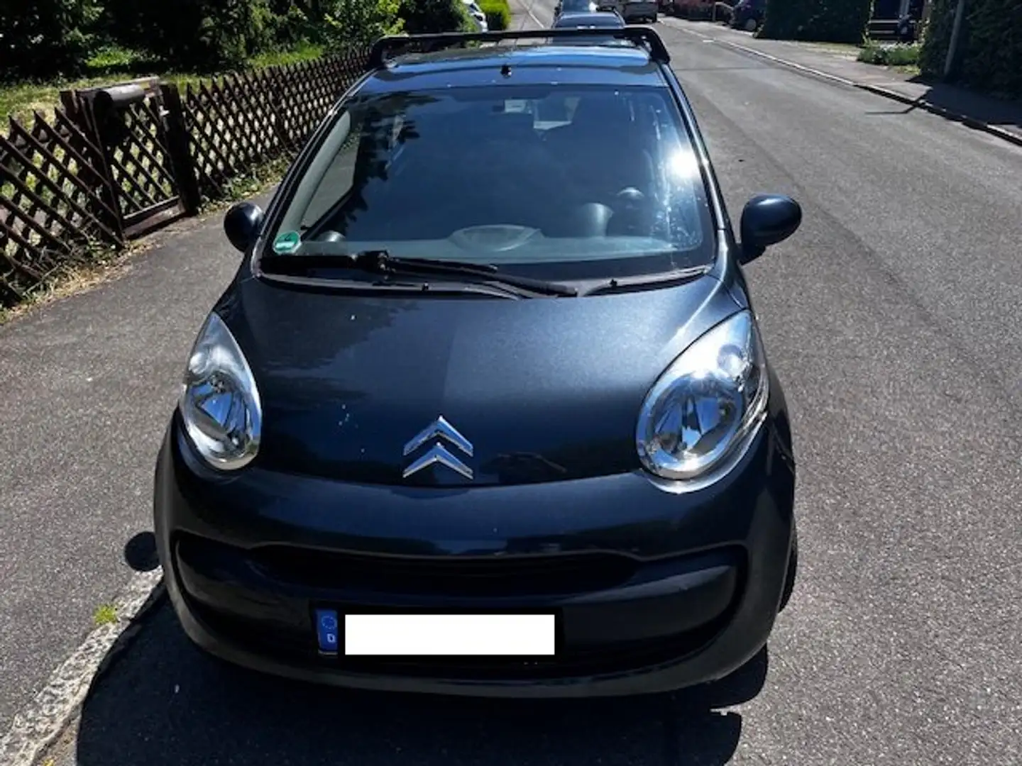 Citroen C1 1.0 Sensodrive Style Grau - 1