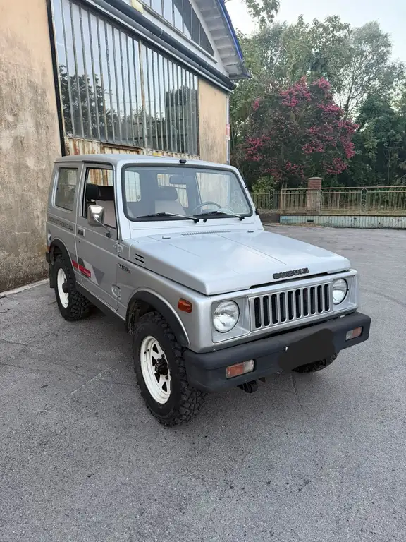 Suzuki SJ 410 1983 из Европы — купить под ключ
